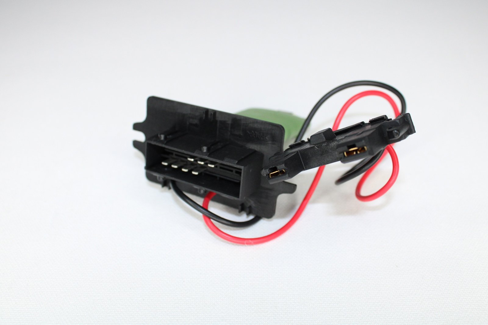 RNT0724 - KALORIFER REZISTANSI CLIO LOGAN 1,2 1,4 1,6 12581618 7701050736 / TRITON