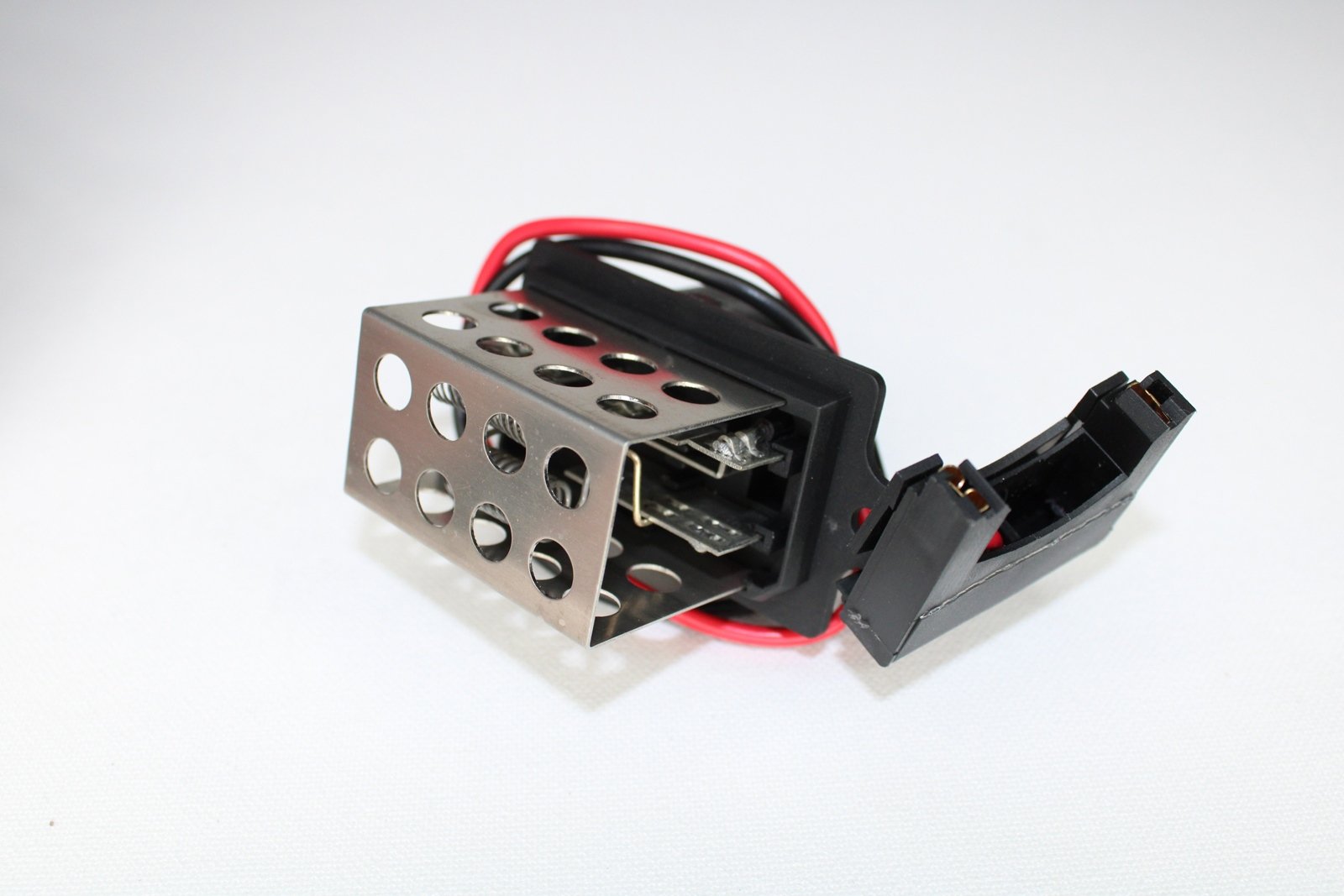 RNT0734 - KALORIFER REZISTANSI CLIO II 12581628 7701034875 / TRITON