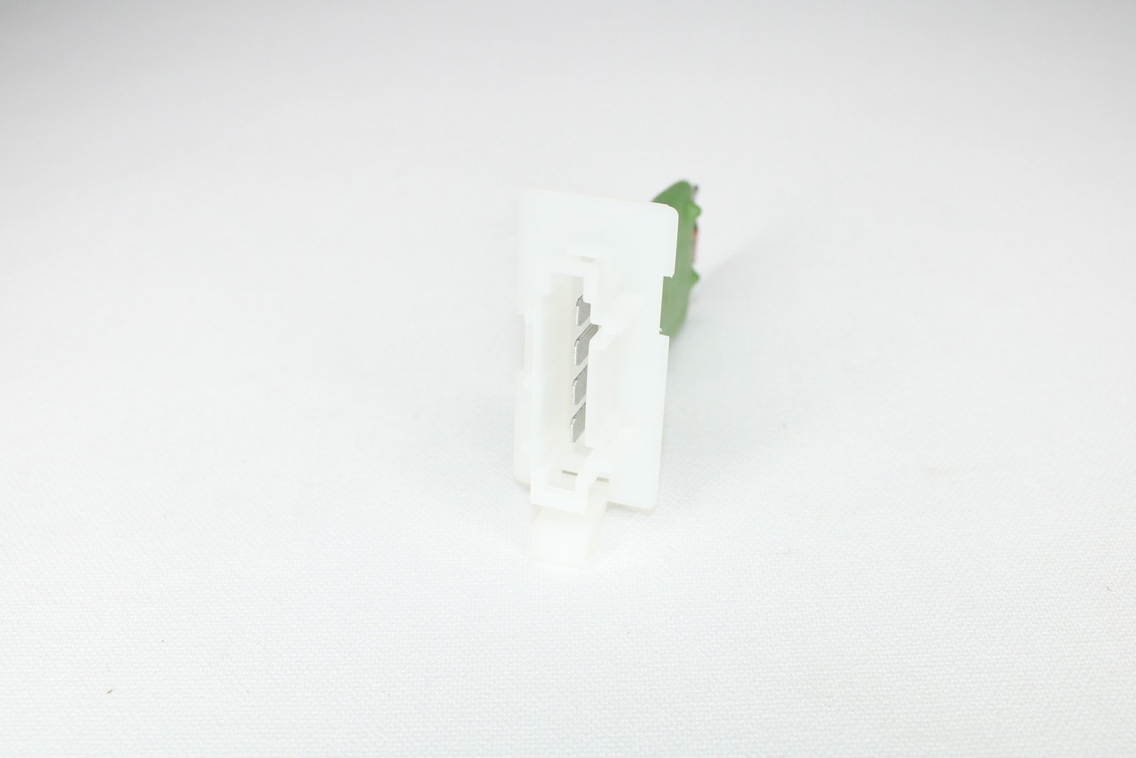 RNT0735 - KALORIFER REZISTANSI LOGAN 12581629 6001547488 / TRITON