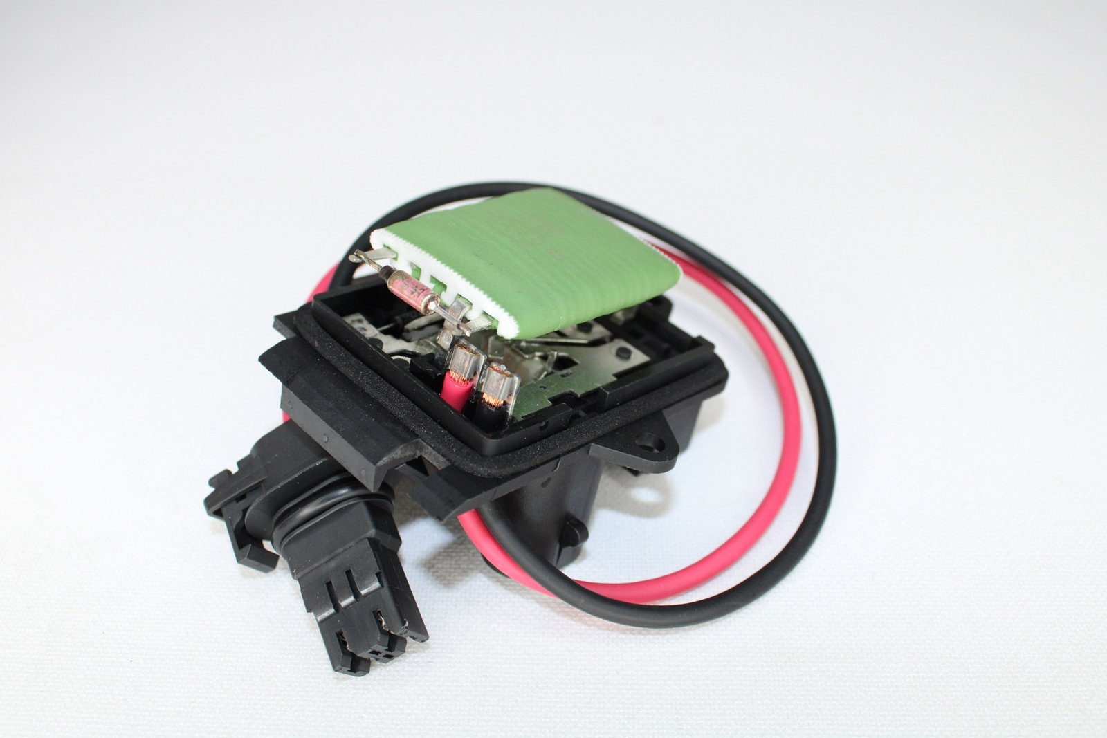 RNT0737 - KALORIFER REZISTANSI KANGOO CLIO 12581631 7701067033 / TRITON