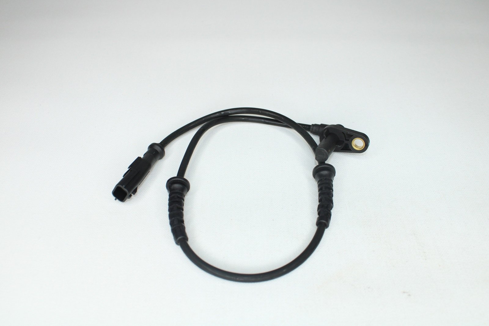 TRN0061 - ABS SENSORU ON CLIO SYMBOL 1,2 TALIA 1,4 16V 12521134 8200933549(TRN0061) / TRITON