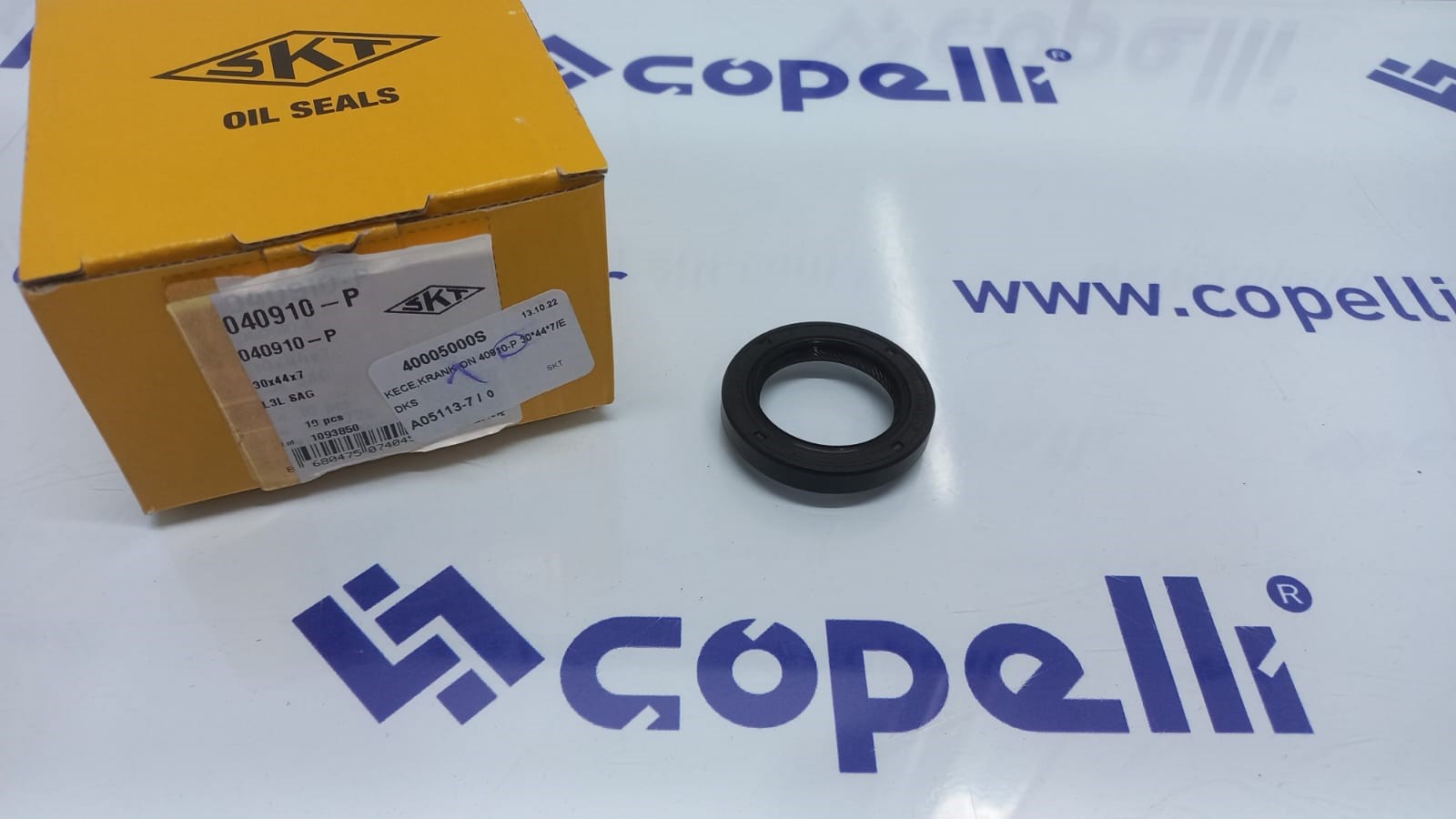 40005000S - KECE,KRANK ON 40910-P 30*44*7/EDKS / SKT