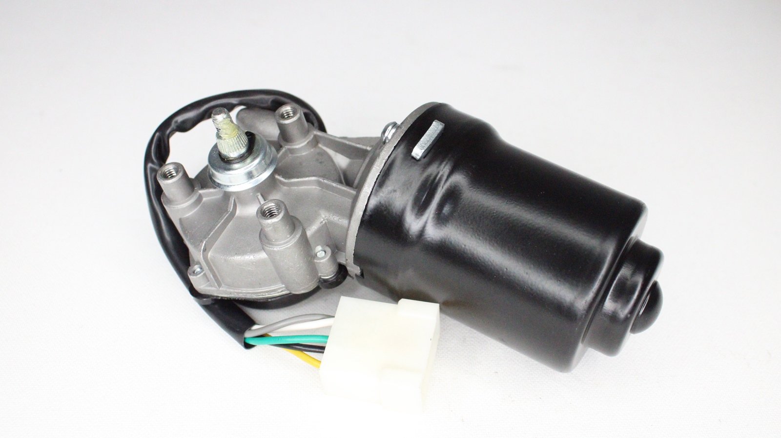 64300106T - (ELT0250)SILECEK MOTORU ON CAM FASILALI 131 DKS (DOGAN KARTAL SAHIN) / TRITON