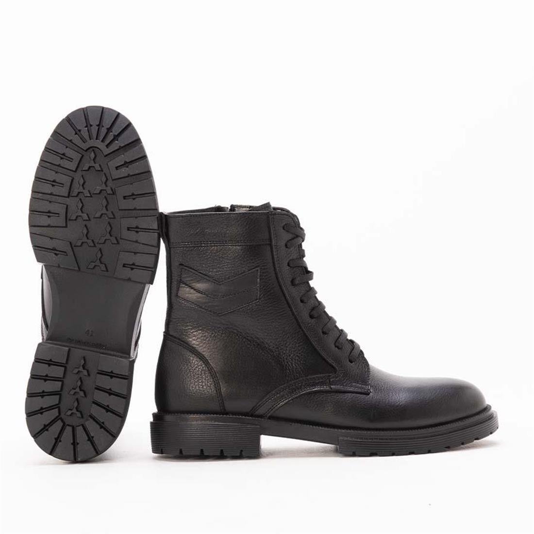 GUSSE DOUGLAS ERKEK SIYAH HAKIKI DERI POSTAL 230