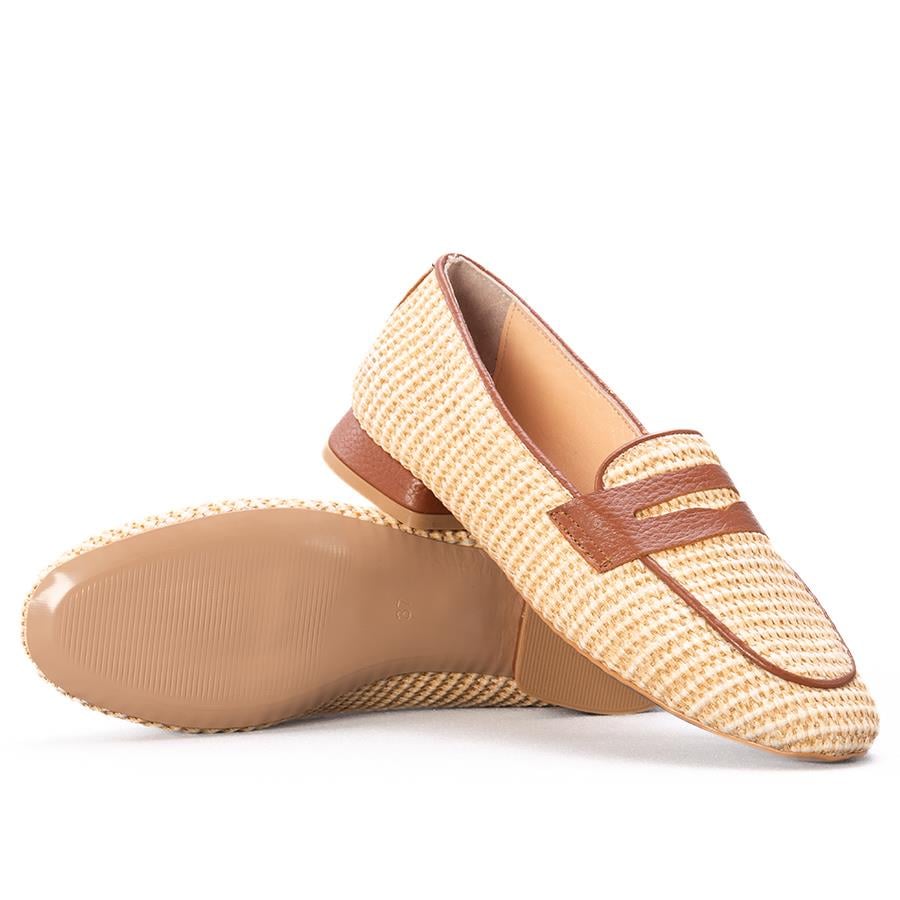 Gusse Elare Kadın Hasır Örgü Babet K1601