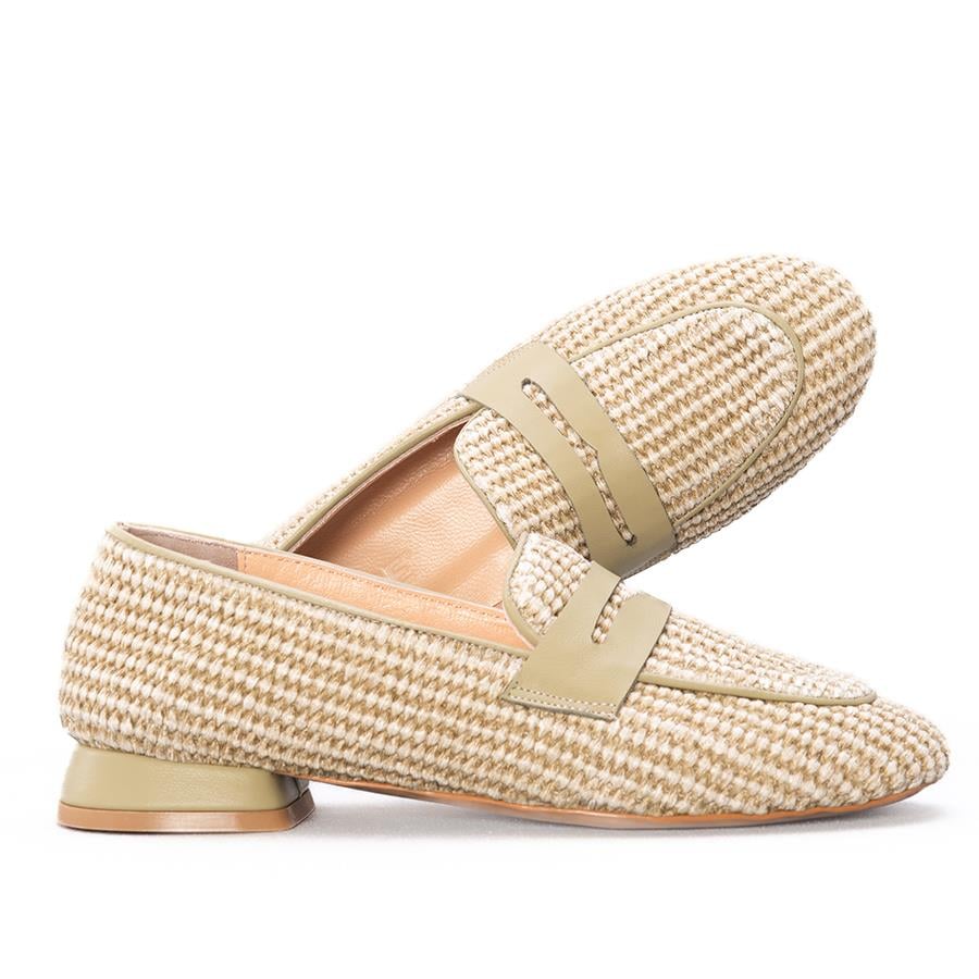 Gusse Elare Kadın Hasır Örgü Babet K1601