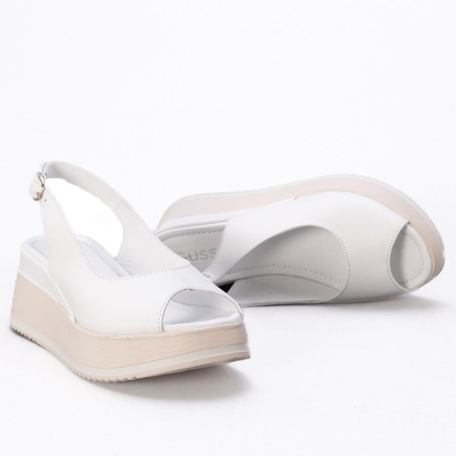 Gusse Lavinia Kadın Hakiki Deri Sandalet 50000