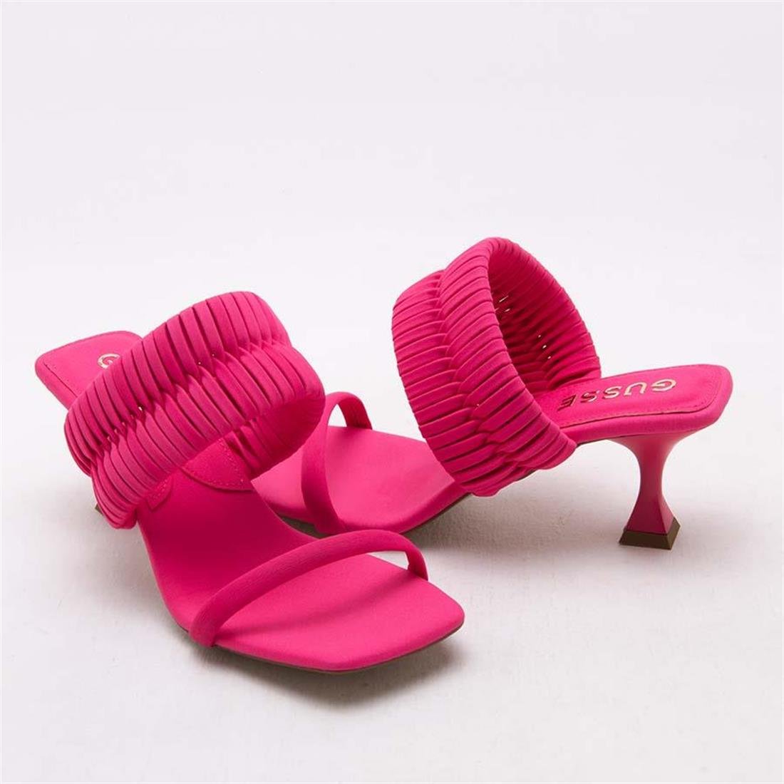 GUSSE LESLEY KADIN TRIKO TERLIK 3315