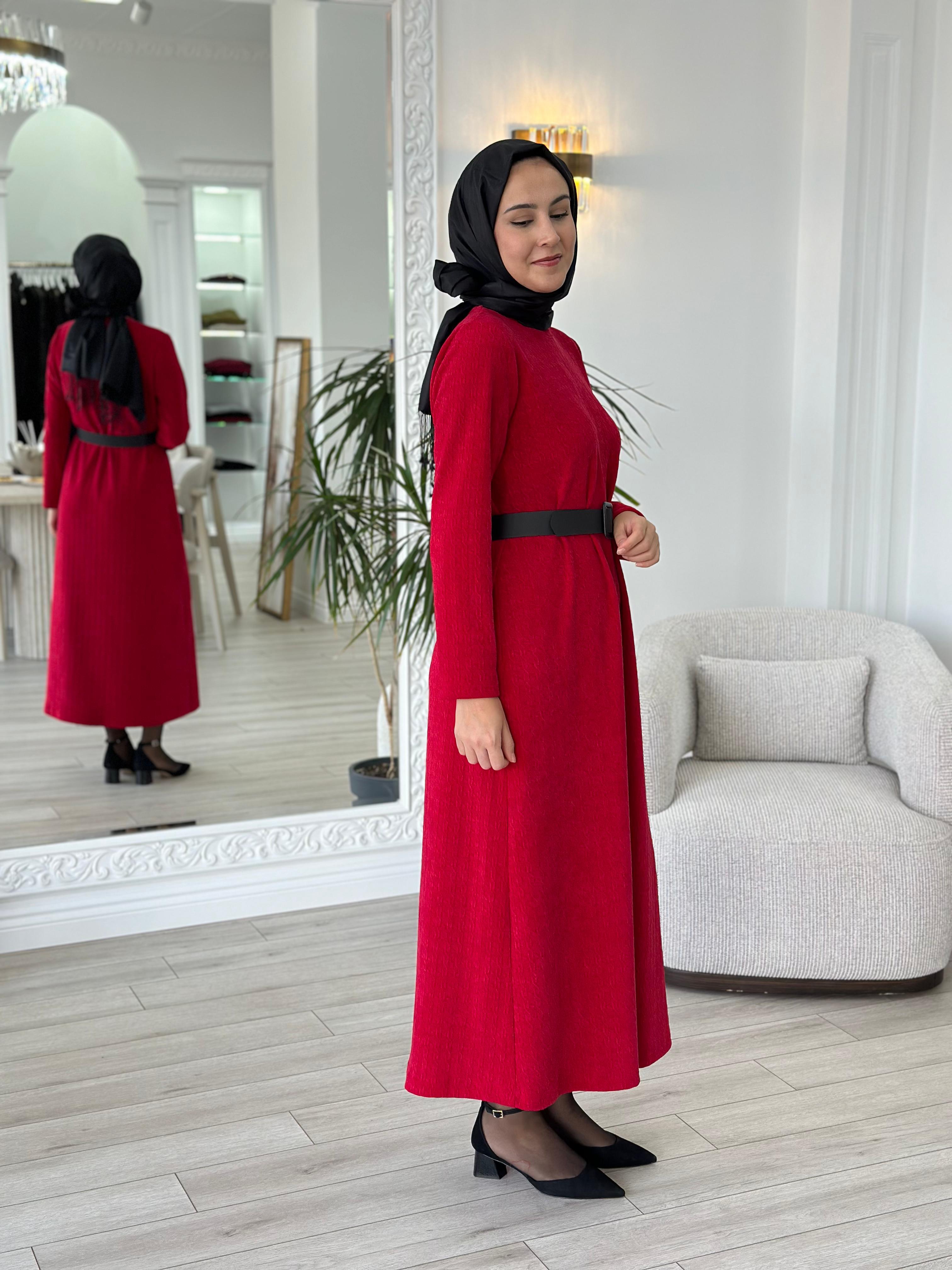 Almarwah Deri Kemerli Kırmızı Elbise 303802