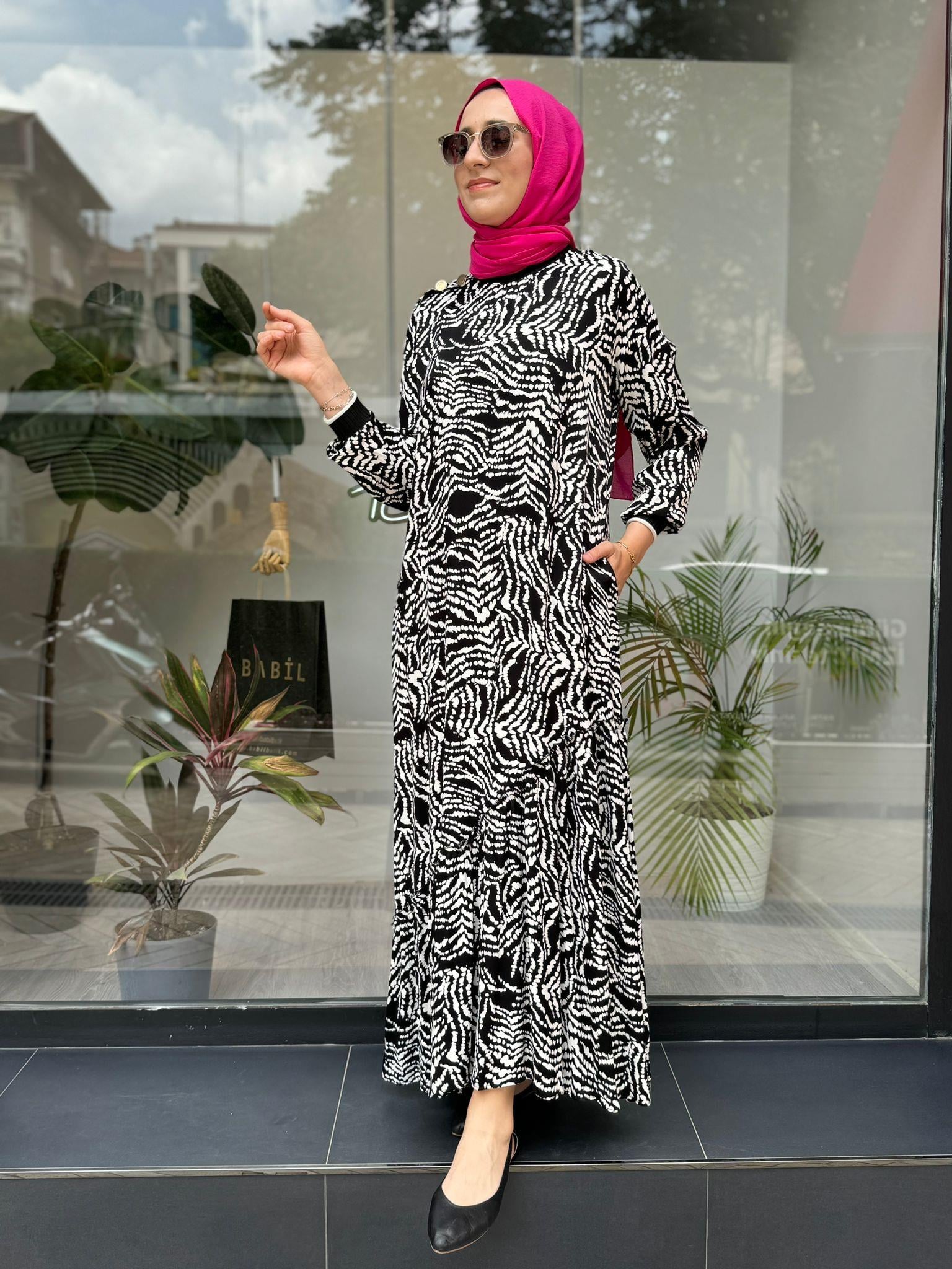 Almarwah Desenli Elbise Beyaz 303730