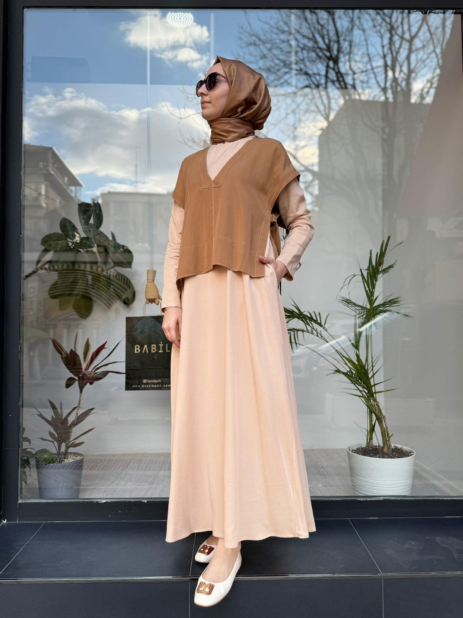 Almarwah Detaylı Elbise Camel 303725