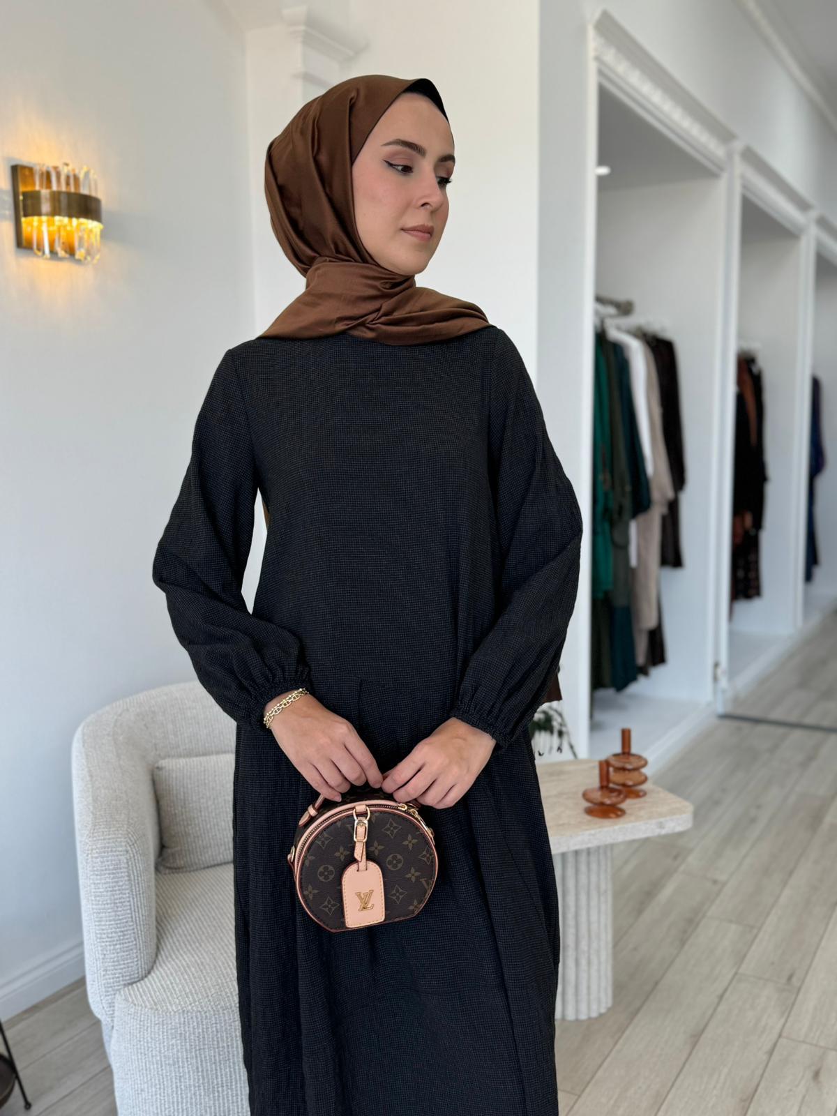 Almarwah Elbise 303880