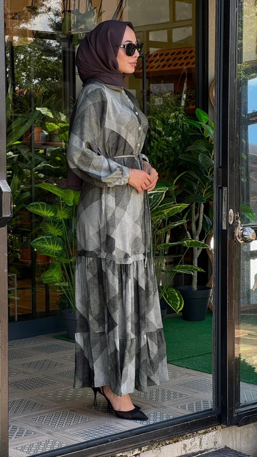 Almarwah Elbise 303944