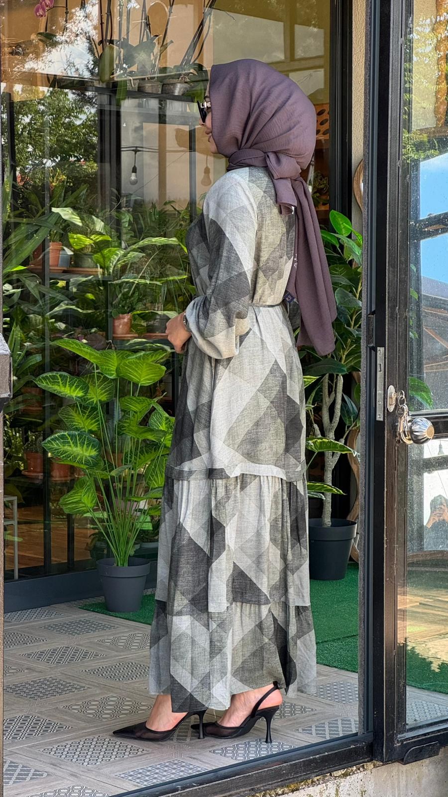 Almarwah Elbise 303944