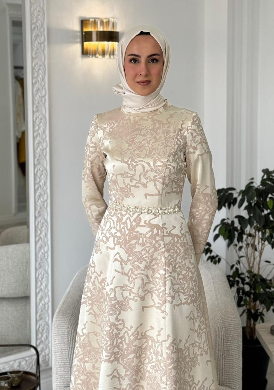 Almarwah İpek Elbise Bej 90476