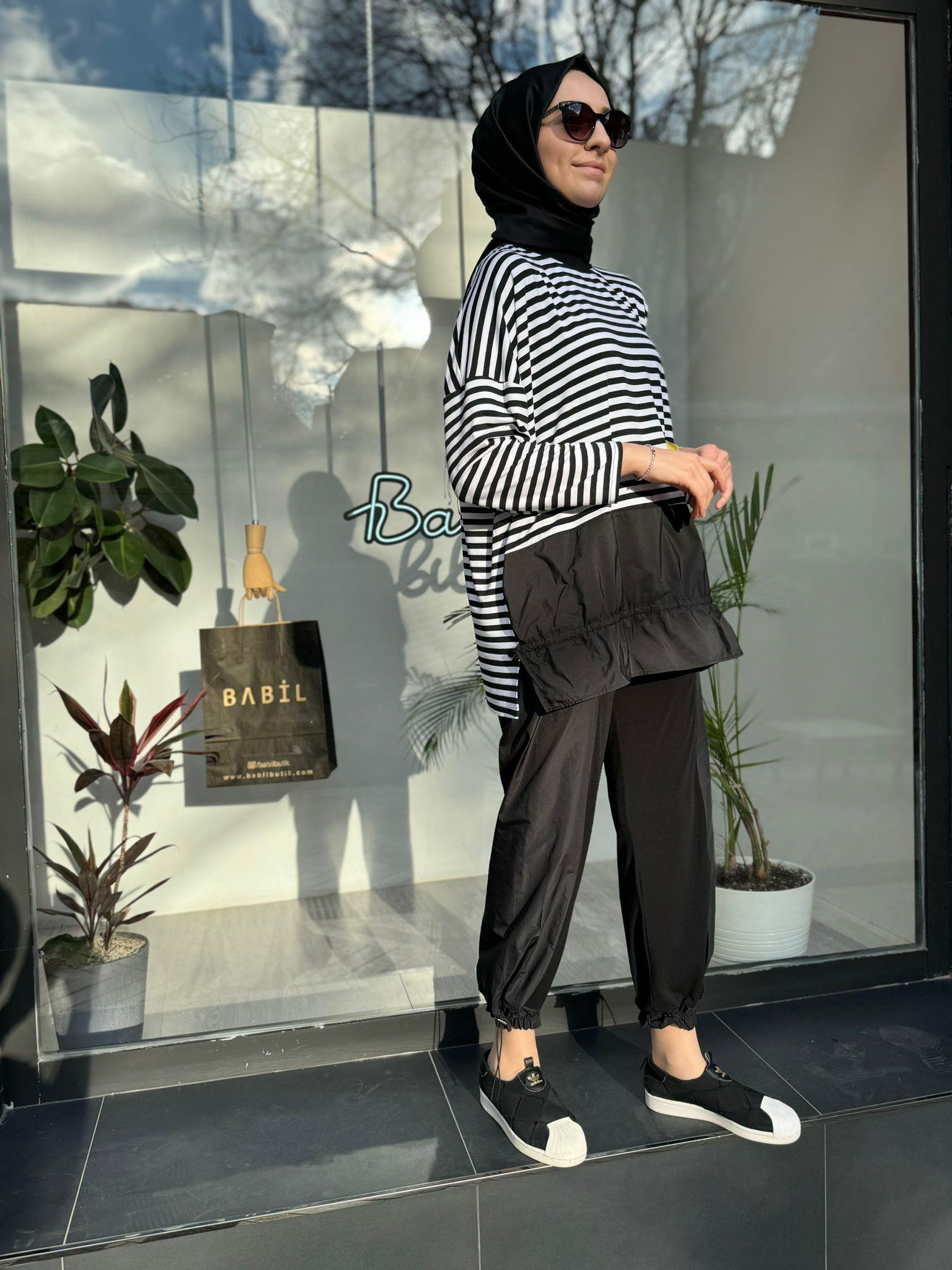 Almarwah Paraşüt Detay Çizgili Büyük Beden Tunik Siyah 50461