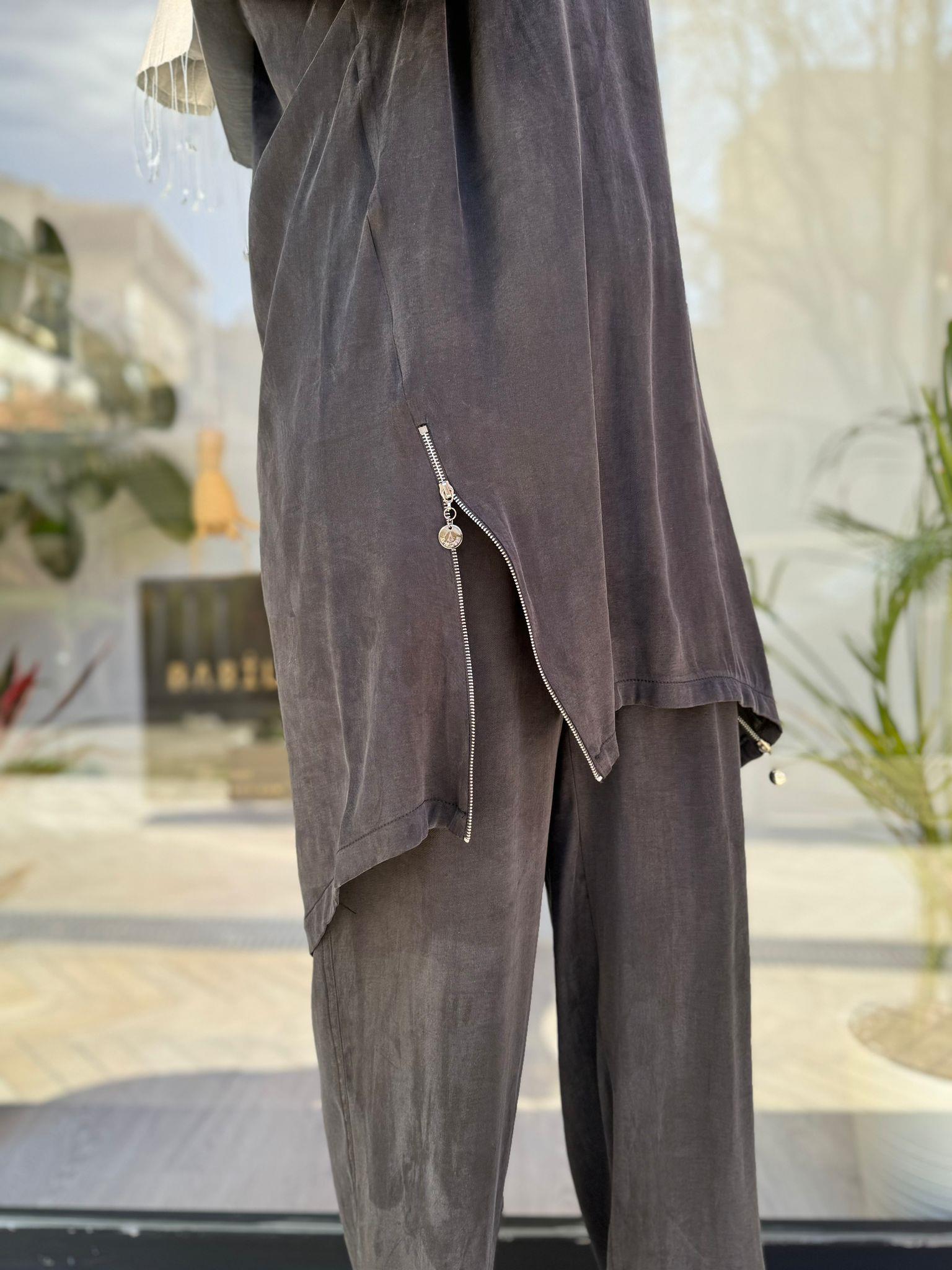 Almarwah Parlak Fermuar Detaylı Takım Siyah 202590