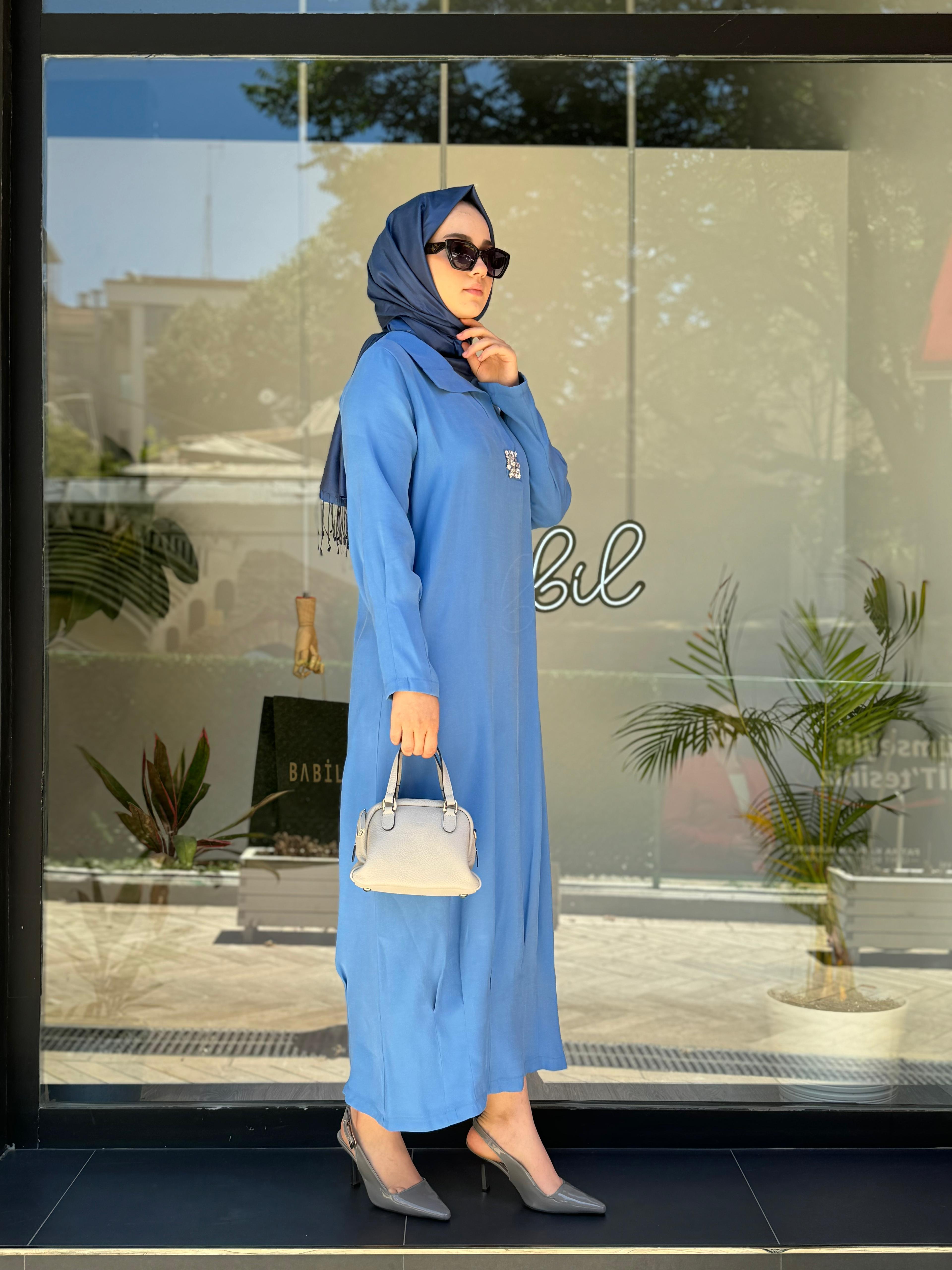 Almarwah Taş Detaylı Tensel Elbise Mavi 303760