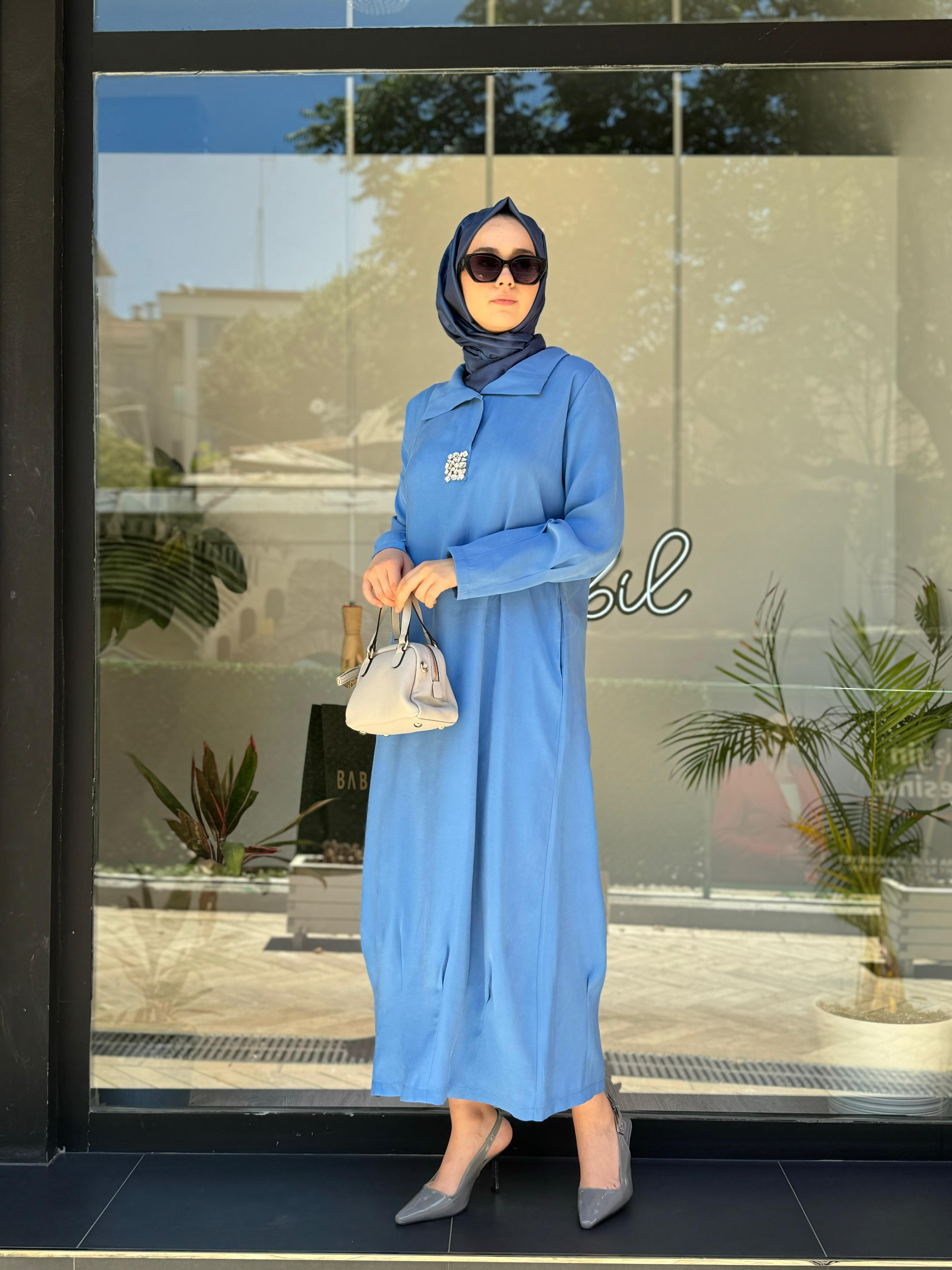Almarwah Taş Detaylı Tensel Elbise Mavi 303760