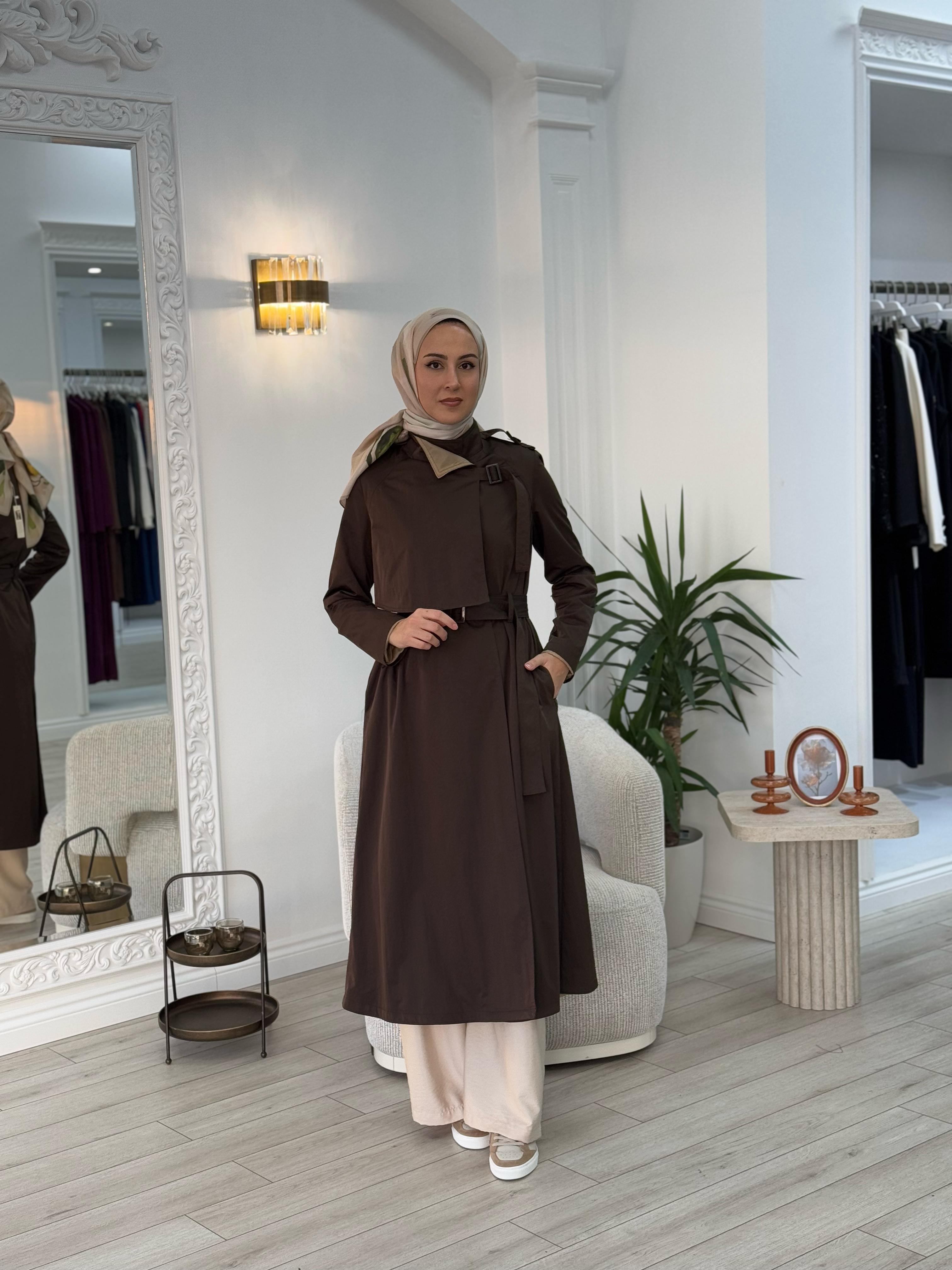 Almarwah Yaka Detaylı Kemerli Kap Kahve 404923