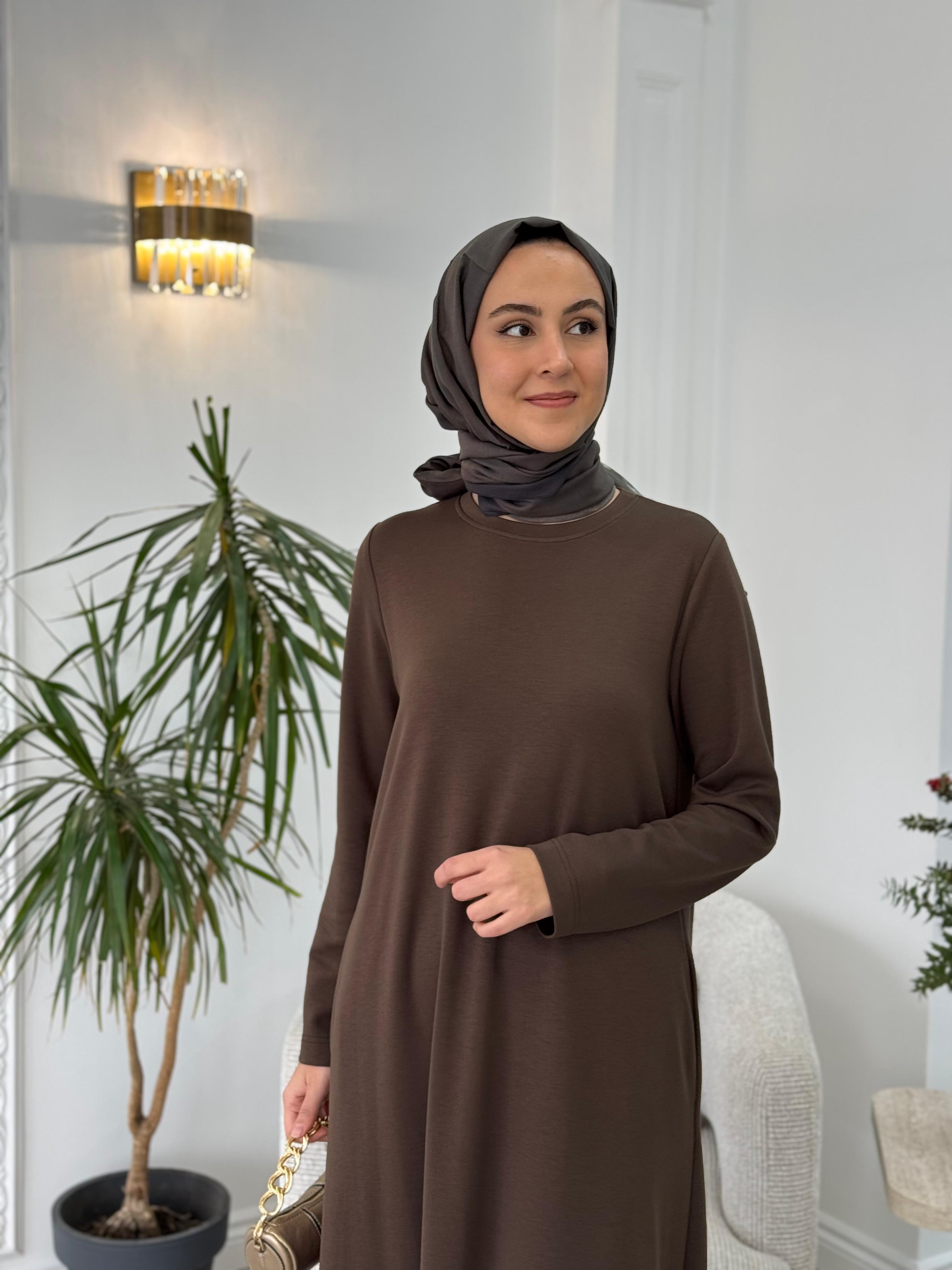 Almarwah Yandan Cep Detaylı Kahverengi Elbise 303796