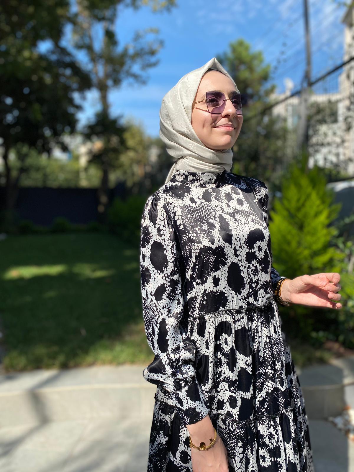 Almarwah Yılan Desen Elbise Siyah 303676