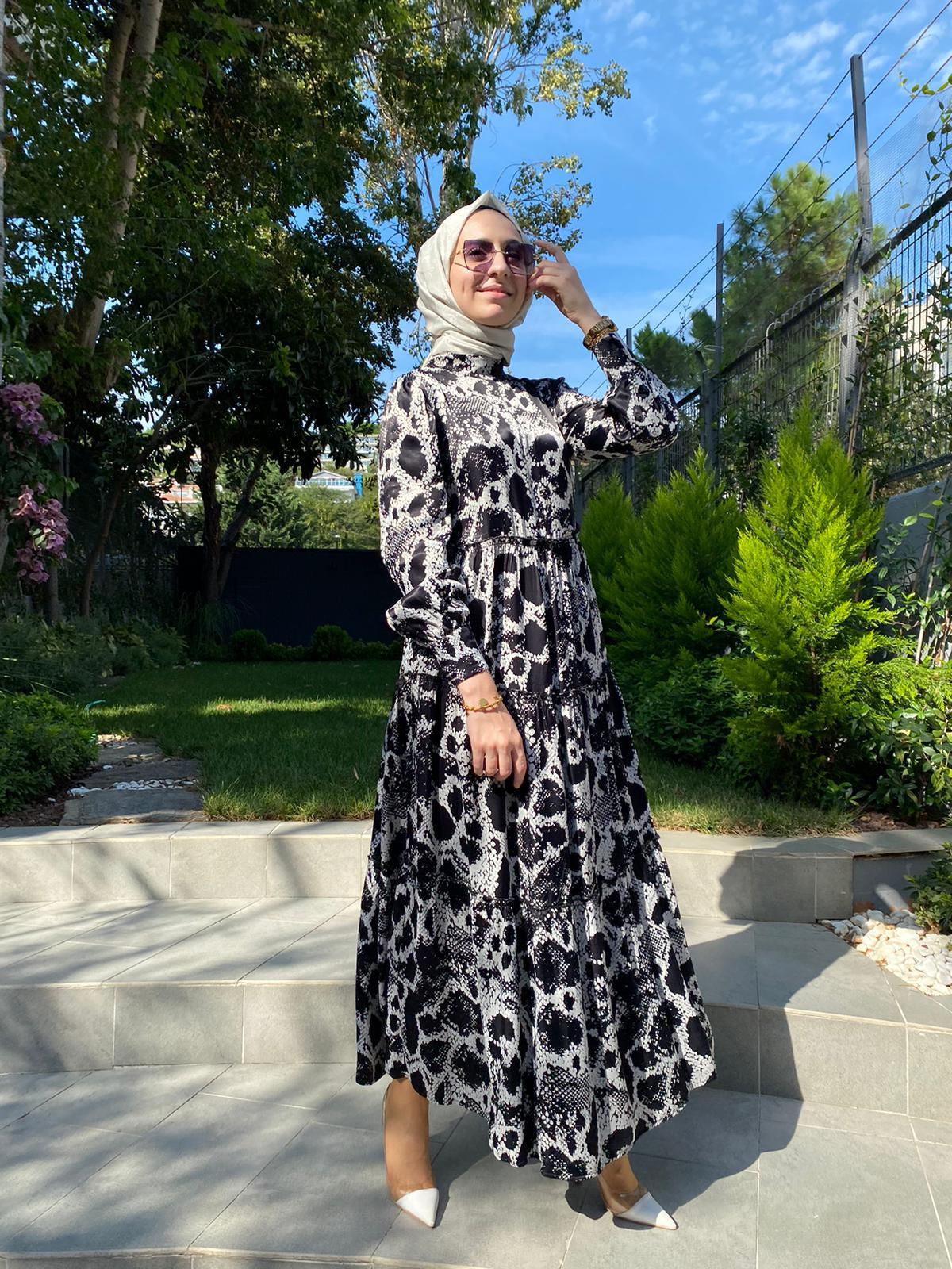 Almarwah Yılan Desen Elbise Siyah 303676