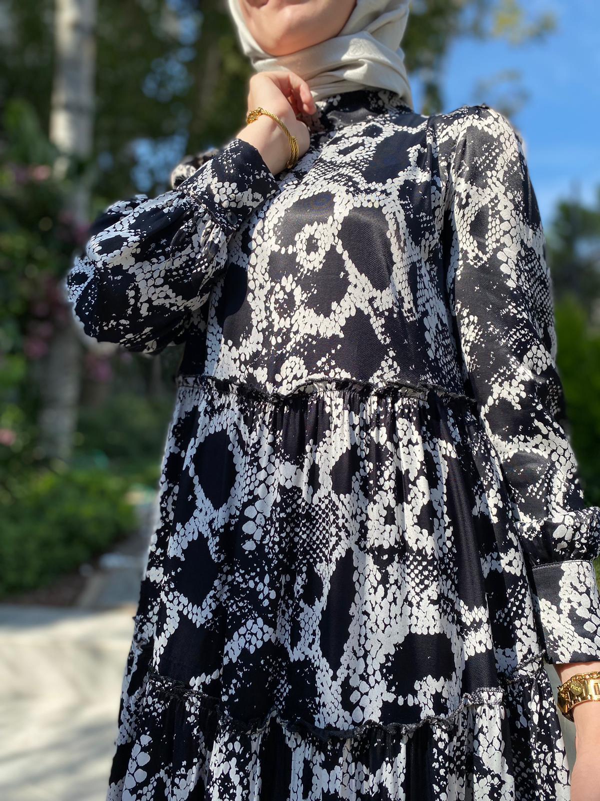 Almarwah Yılan Desen Elbise Siyah 303676
