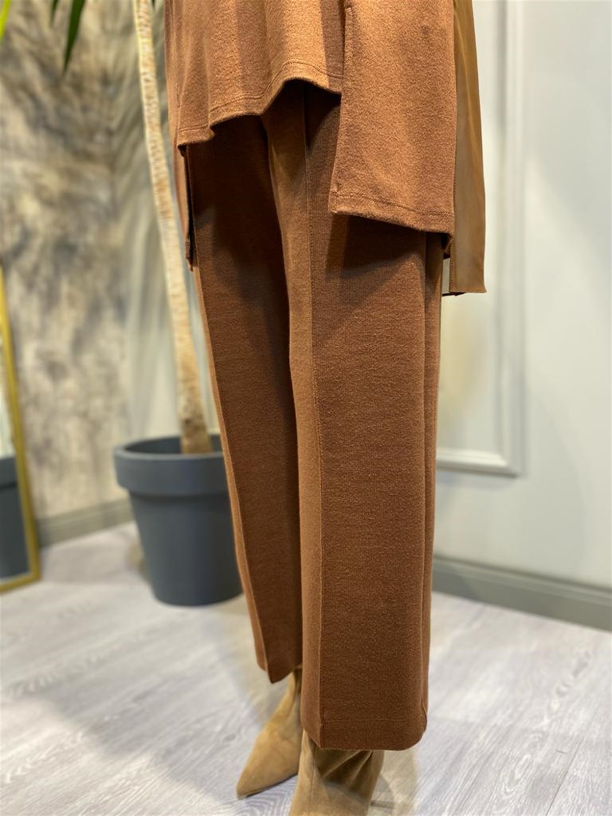 Hukka Design Deri Detaylı Taba Takım 22K040055
