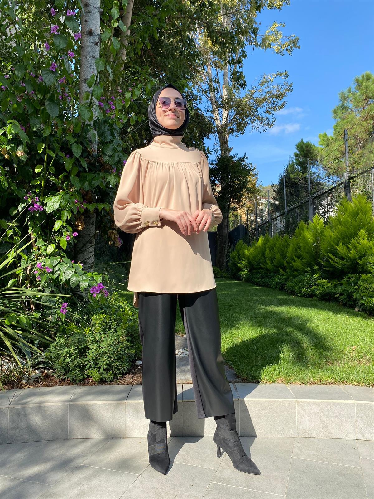 Hukka Design Omzu Düğmeli Tunik Bej 23hk1212