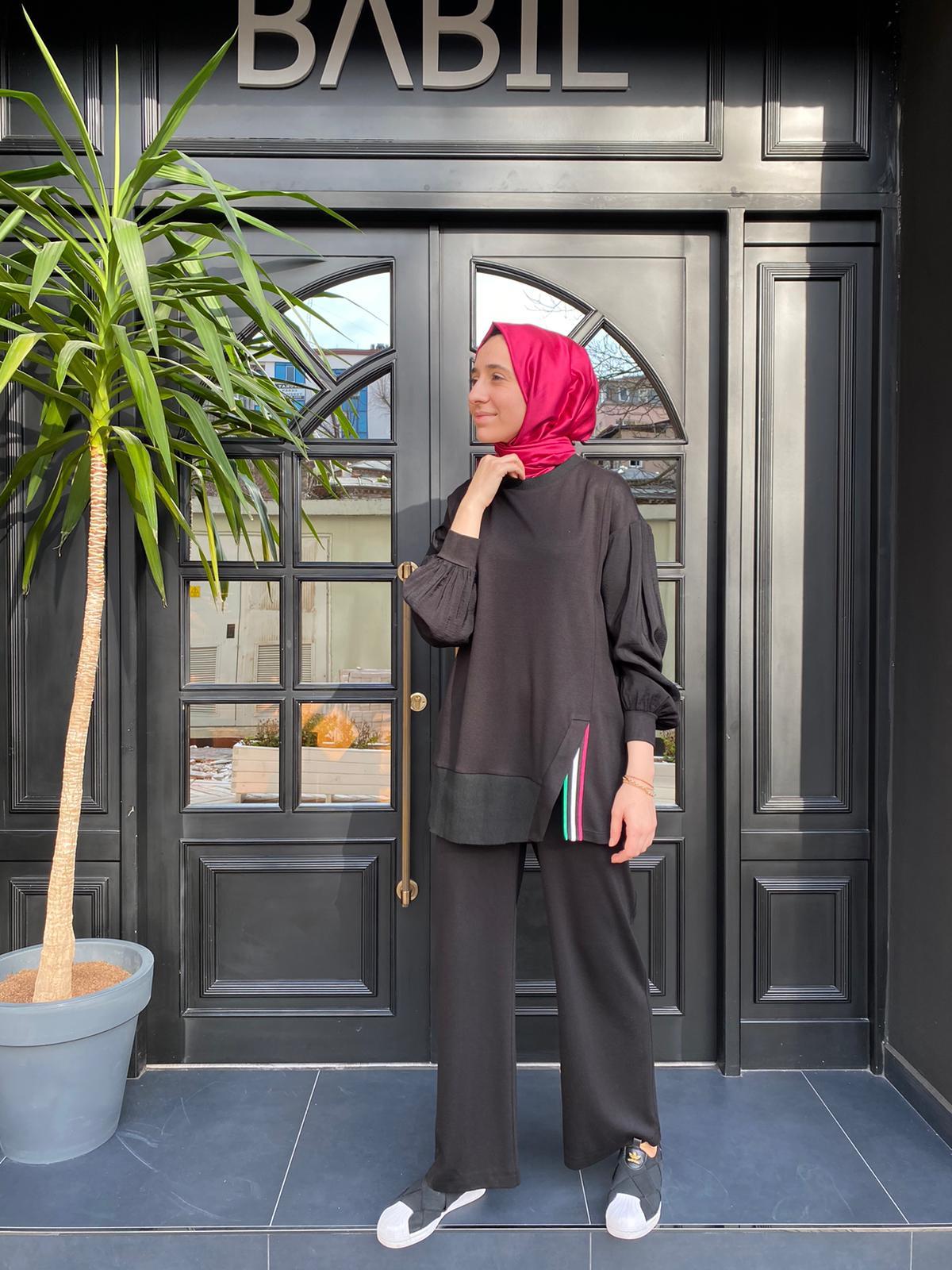 Hukka Design Şerit Detaylı Siyah Takım 23Y04B