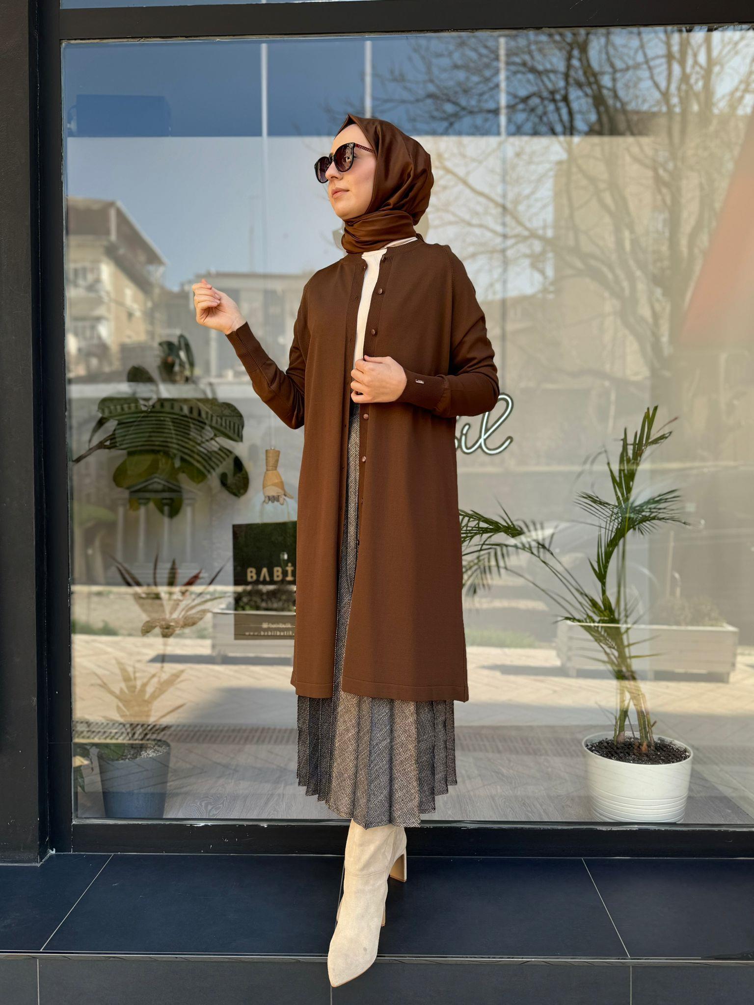 İnvee Reglan Kol Düz Düğmeli Hırka Browni 6738