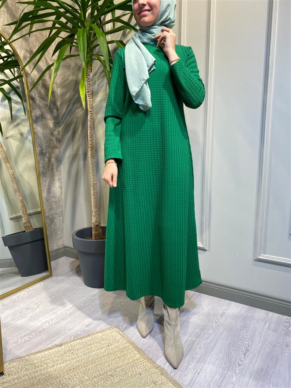 İnvee V Desen Elbise Benetton 6856