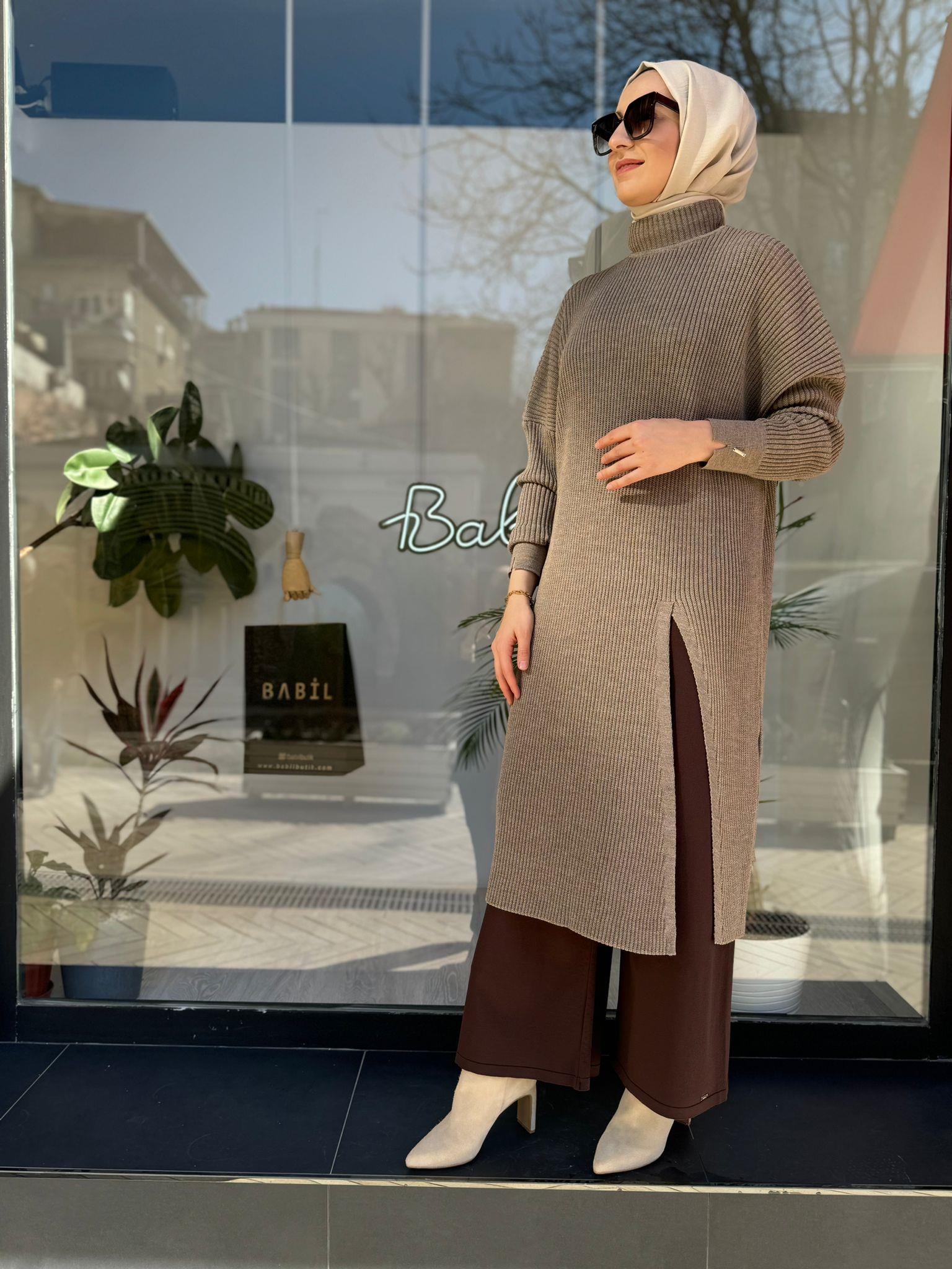 İnvee Yırtmaçlı Triko Uzun Kazak Koyu Bej 6944