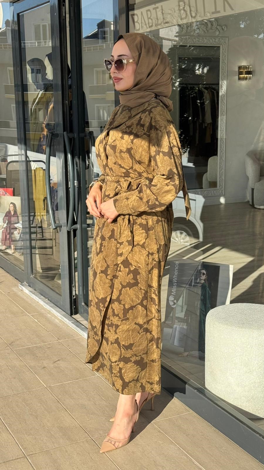 Kahma Çiçek Desenli Takım 26y17305
