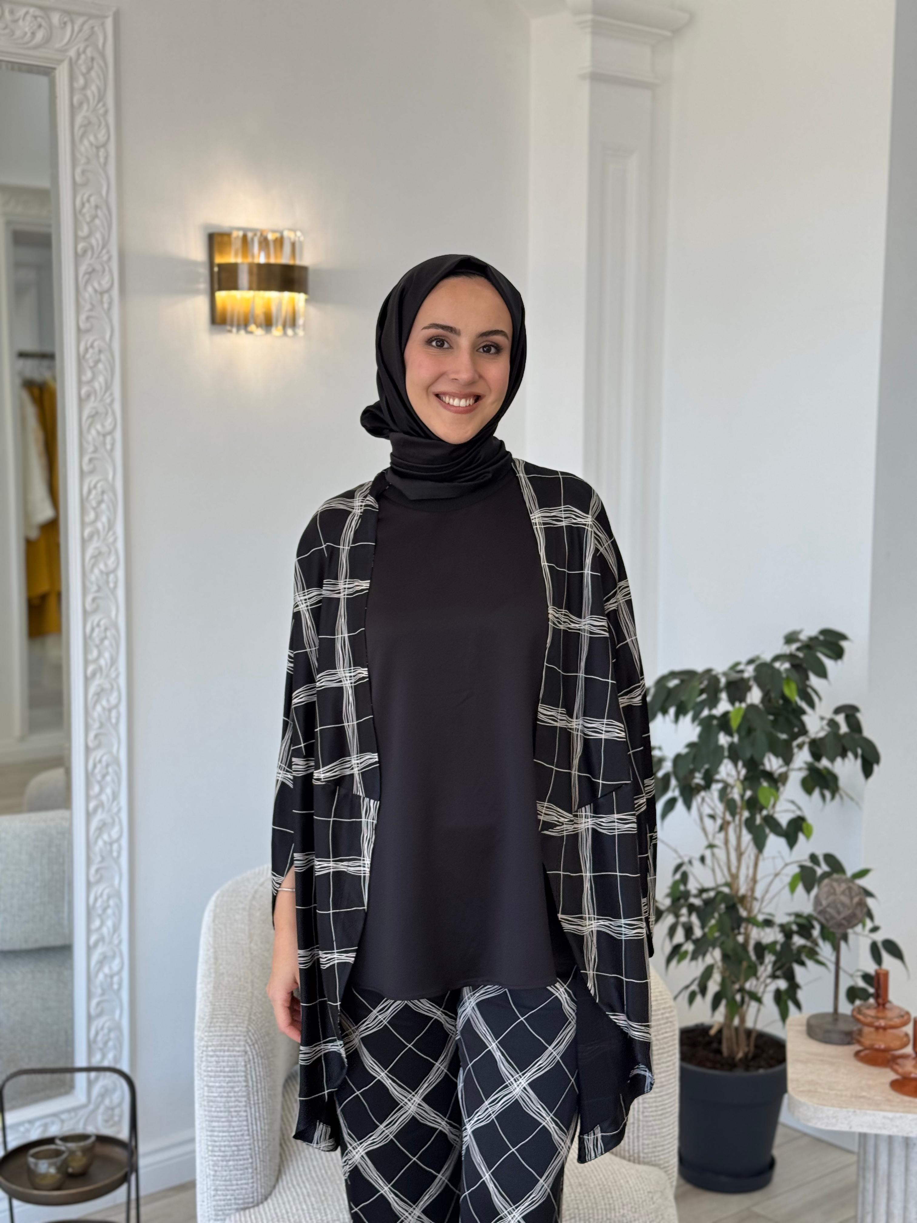 Kahma Kare Desenli Takım Siyah 24y25049