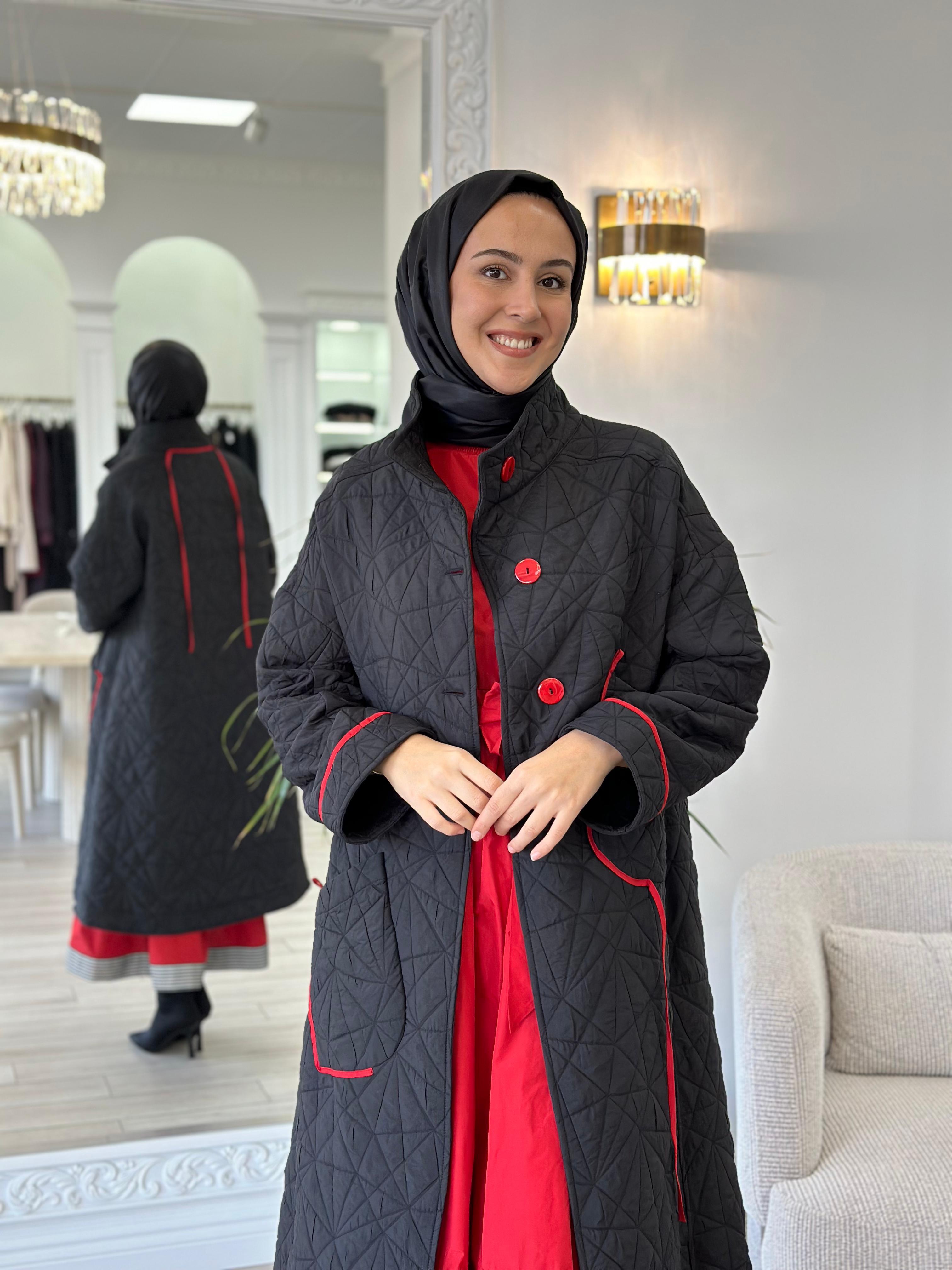 Kahma Kırmızı Şerit Detaylı Kap 24k14111