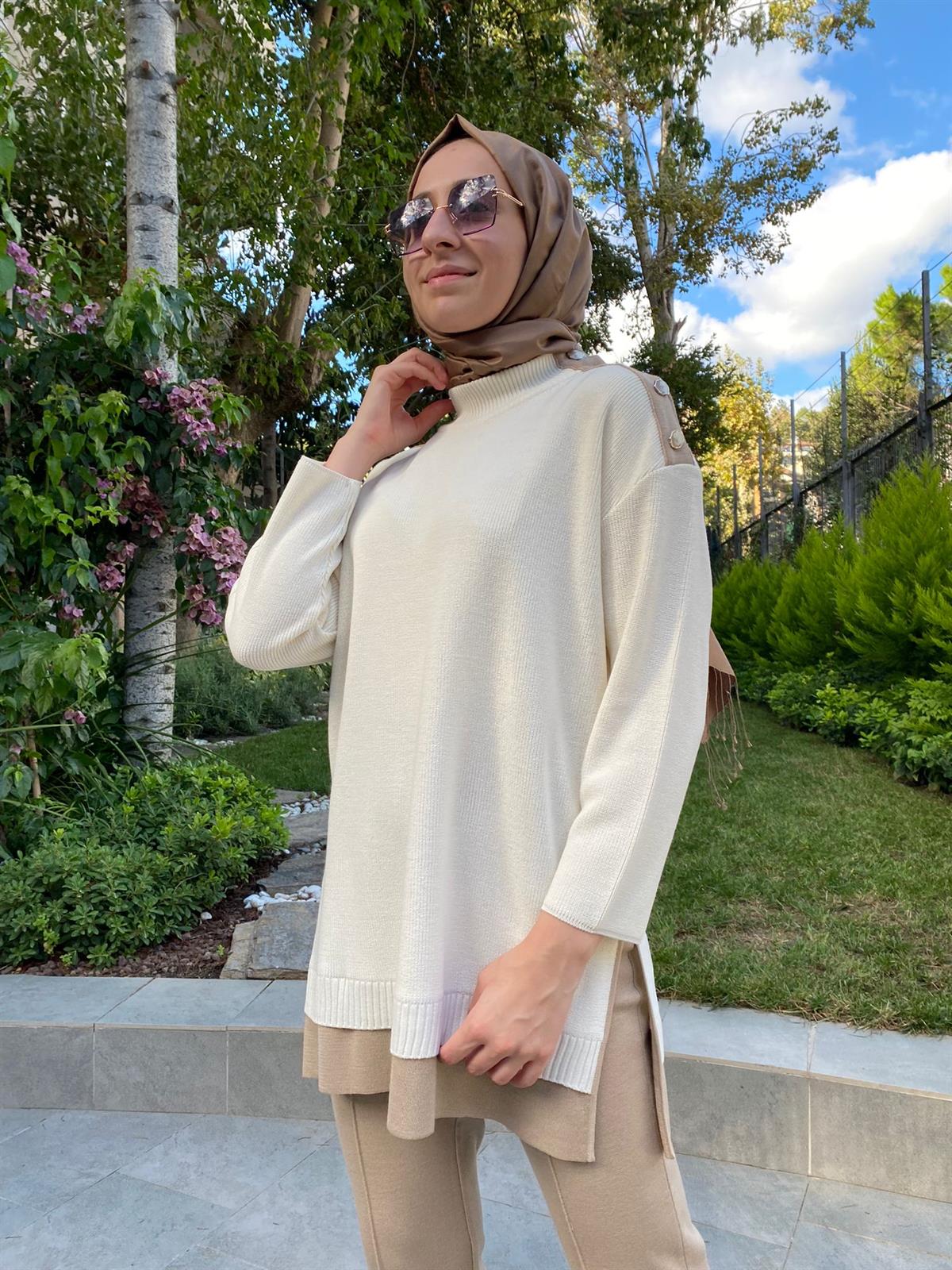 Miss Dalida Ekru Düğme Detay Triko T24K-6009