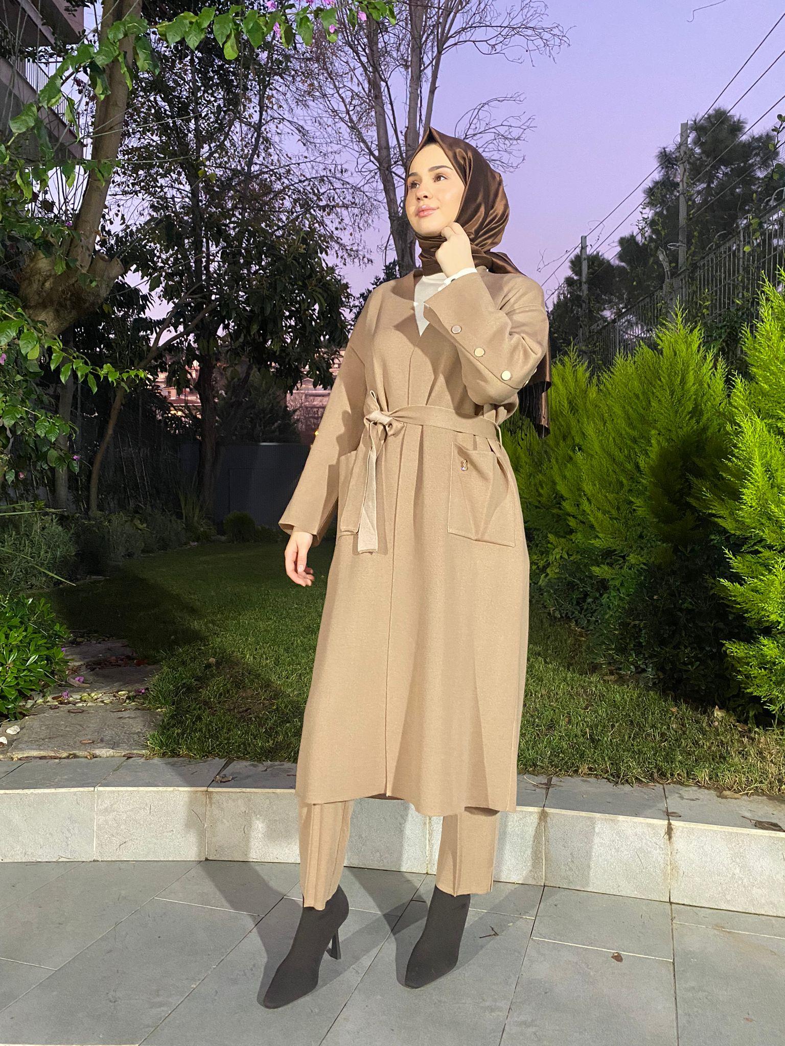 Miss Dalida Kol Üstü Düğmeli Çelik Örgü Hırka Coro Caramel t24k-9020