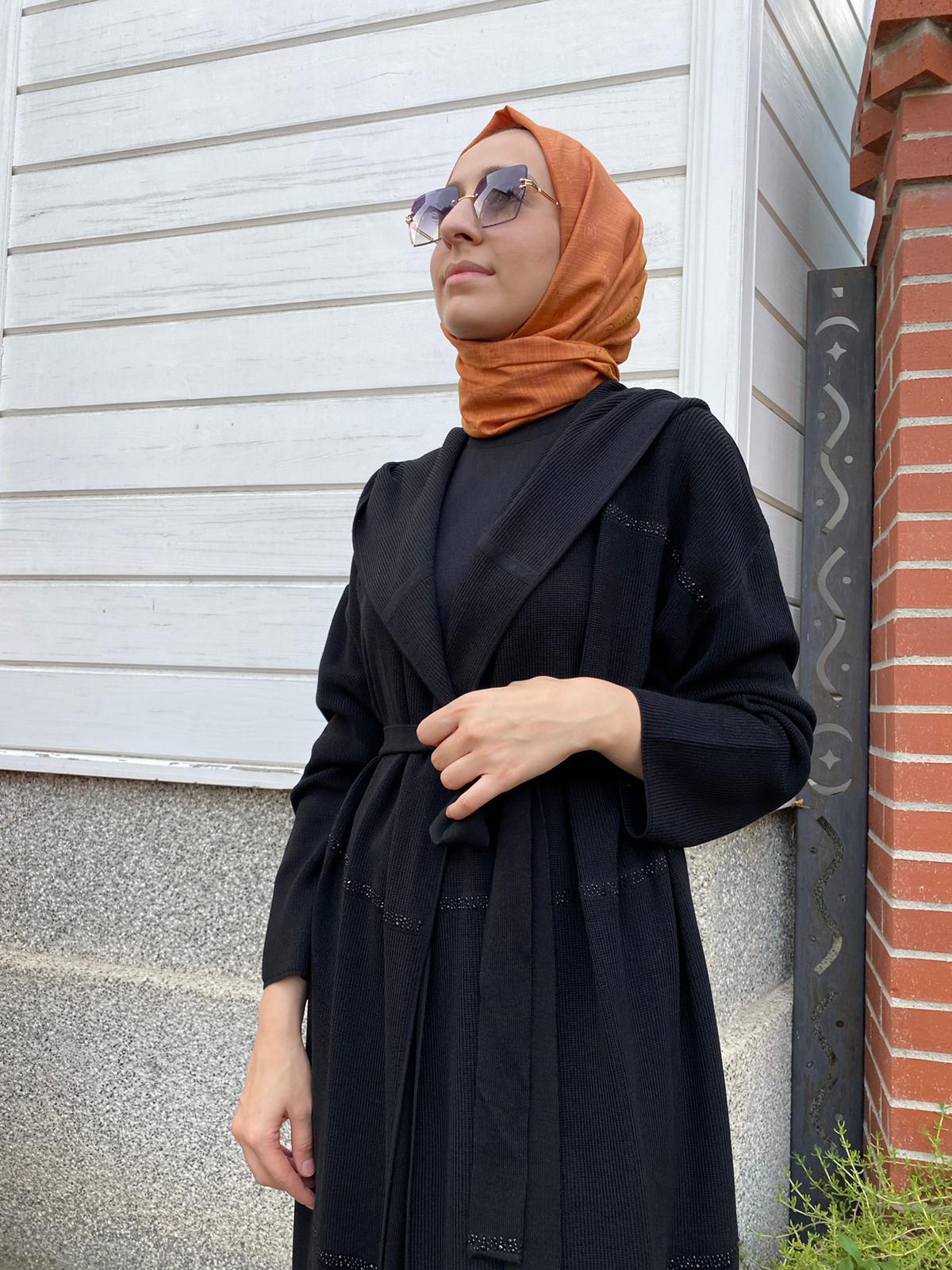 Miss Dalida Taş Şeritli Triko Uzun Hırka Siyah t24k-9009