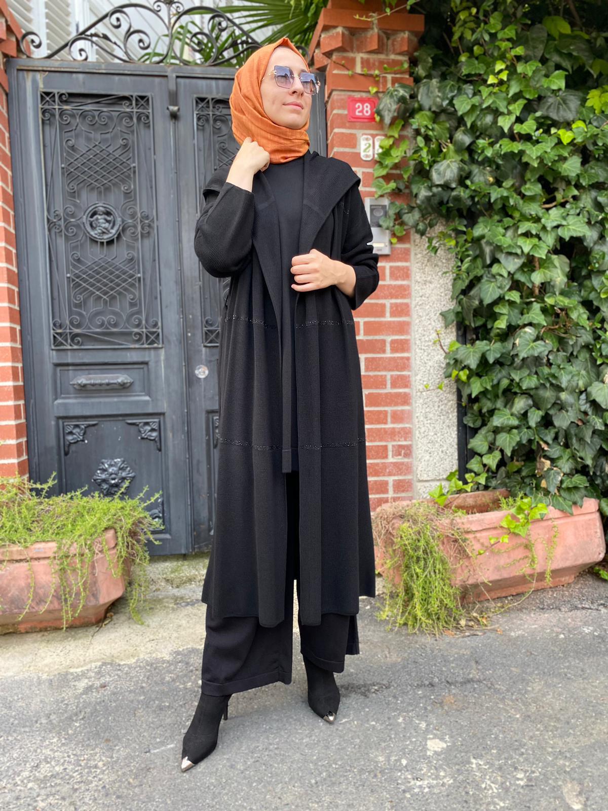 Miss Dalida Taş Şeritli Triko Uzun Hırka Siyah t24k-9009