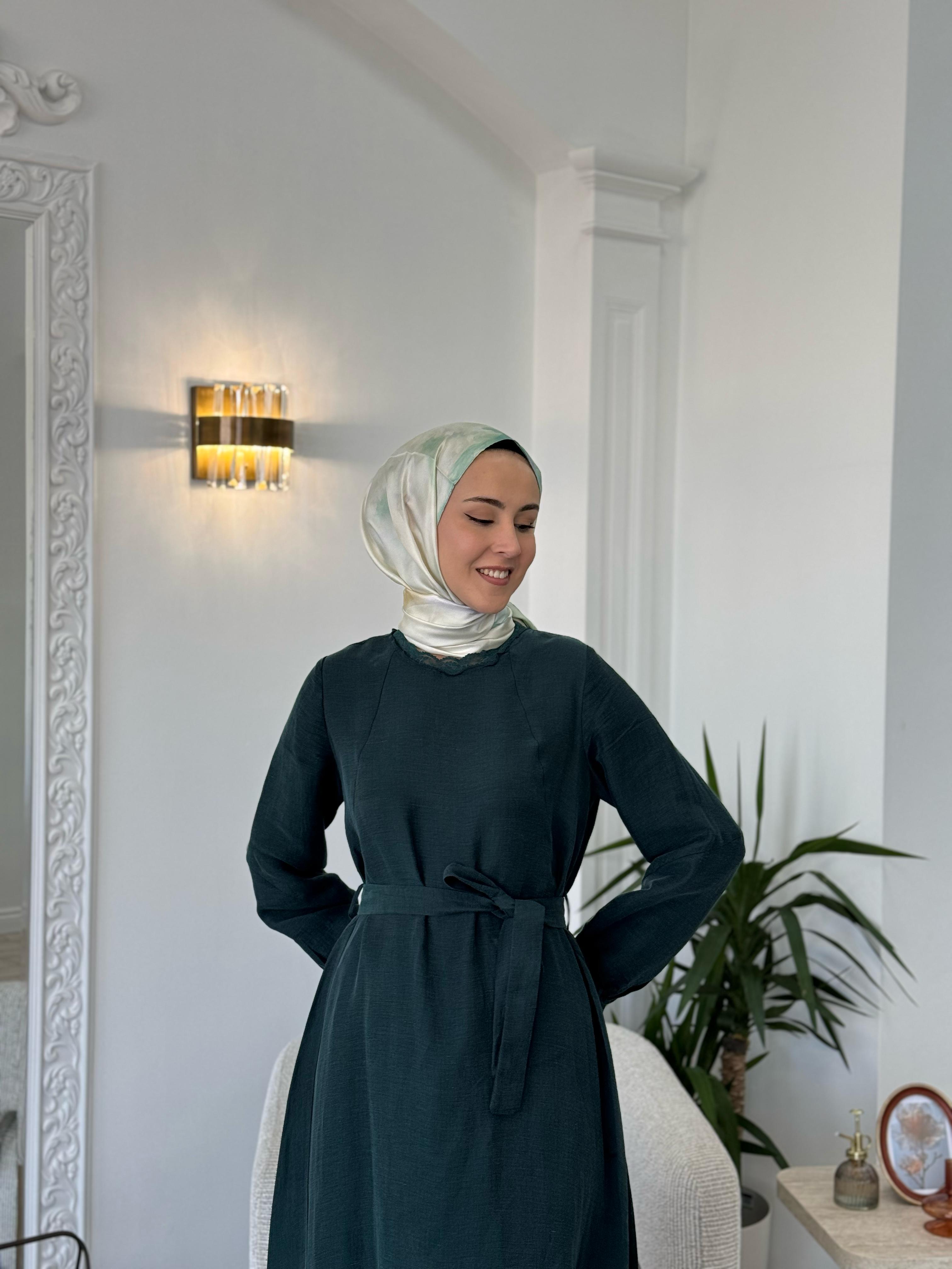 Misswhence Dantel Detaylı Elbise Zümrüt 37831