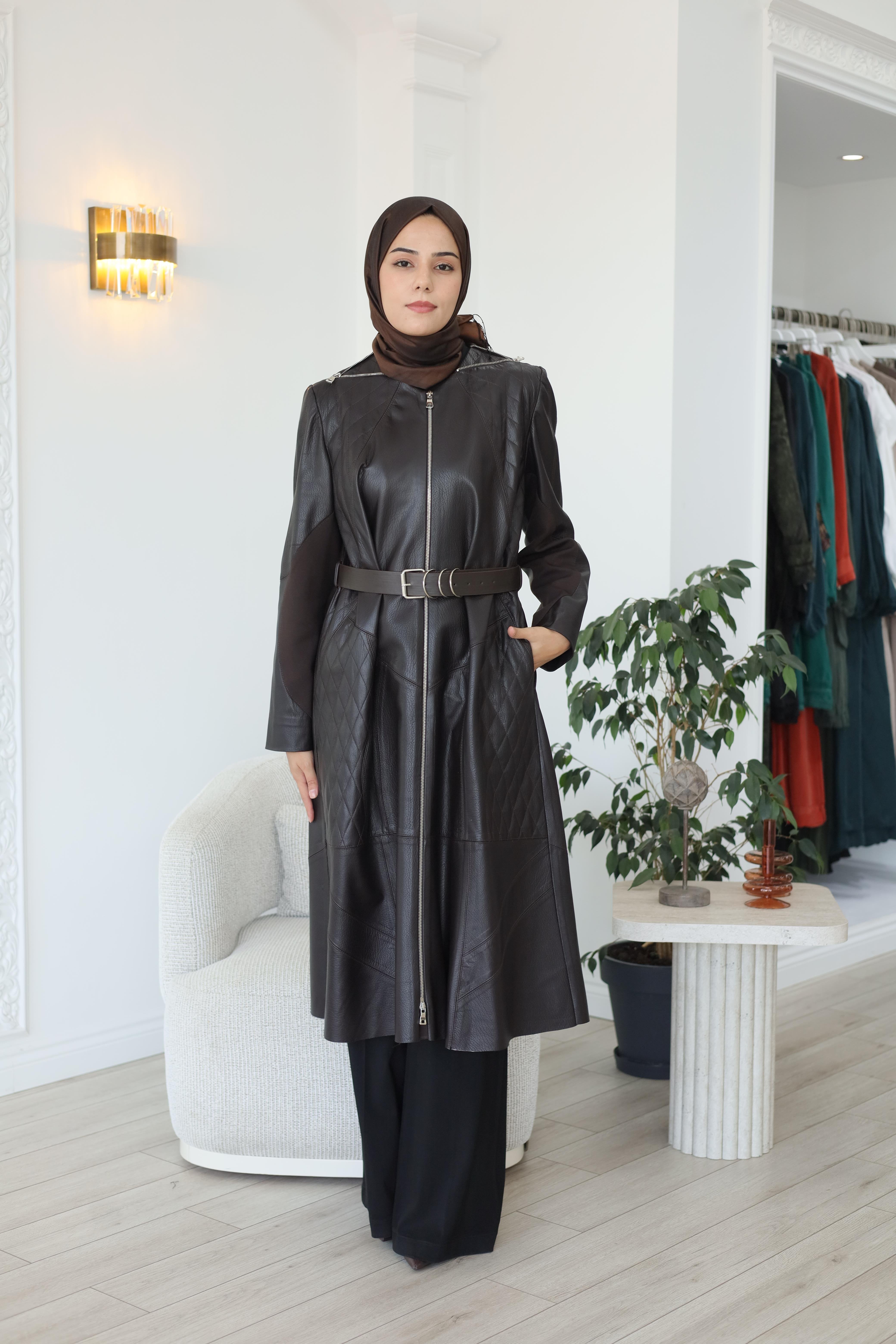 Misswhence Deri Pardesü 38420