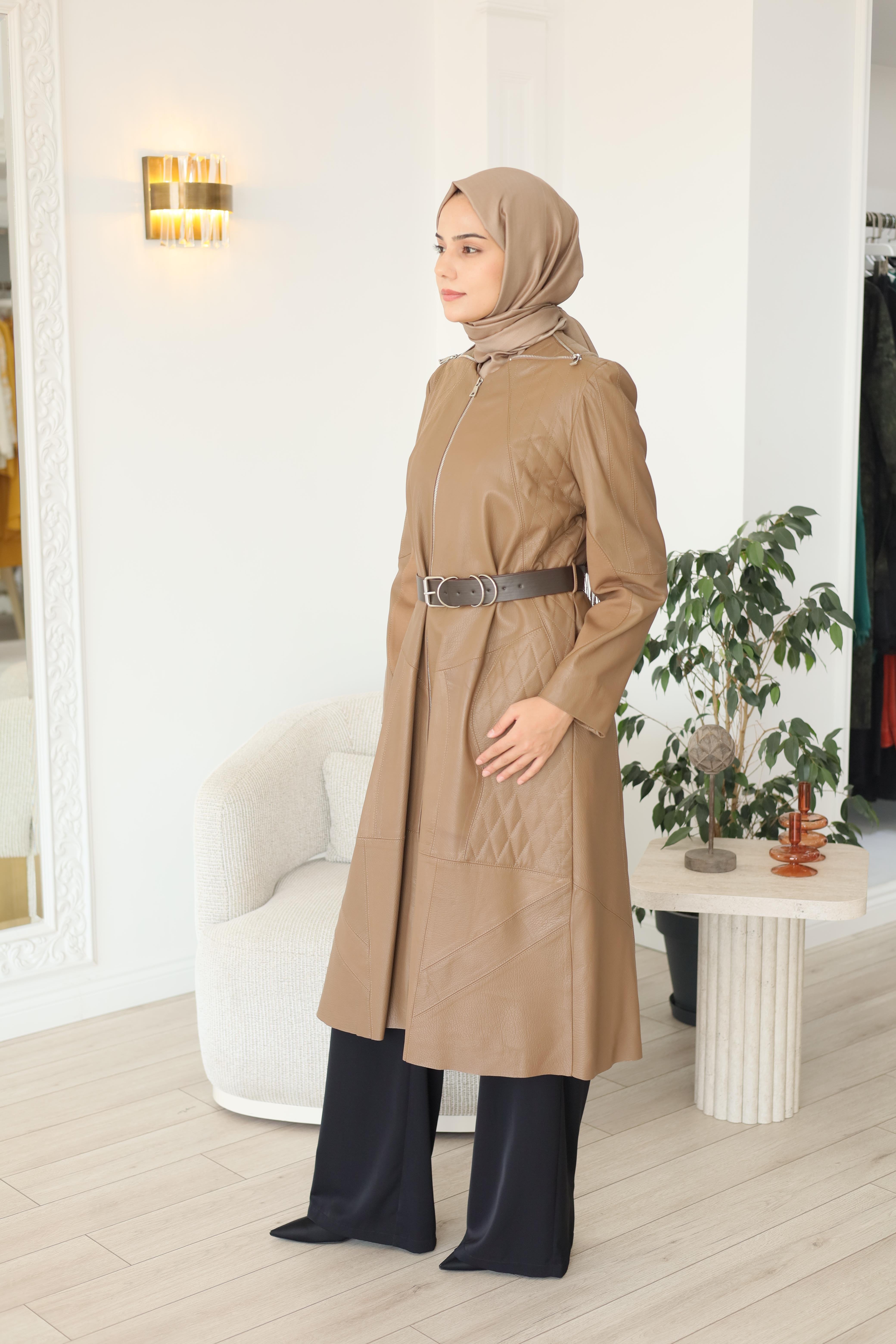 Misswhence Deri Pardesü 38420