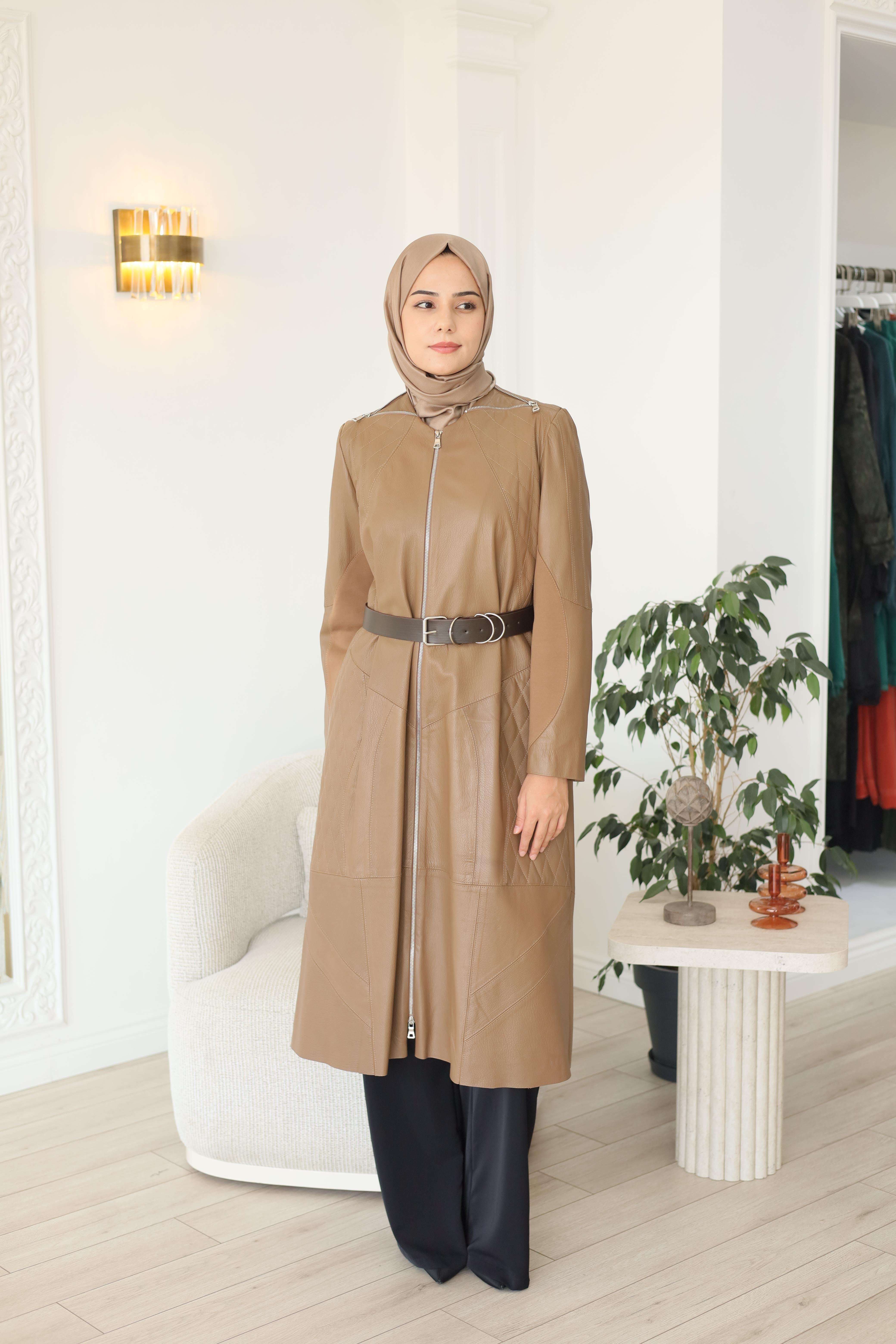 Misswhence Deri Pardesü 38420