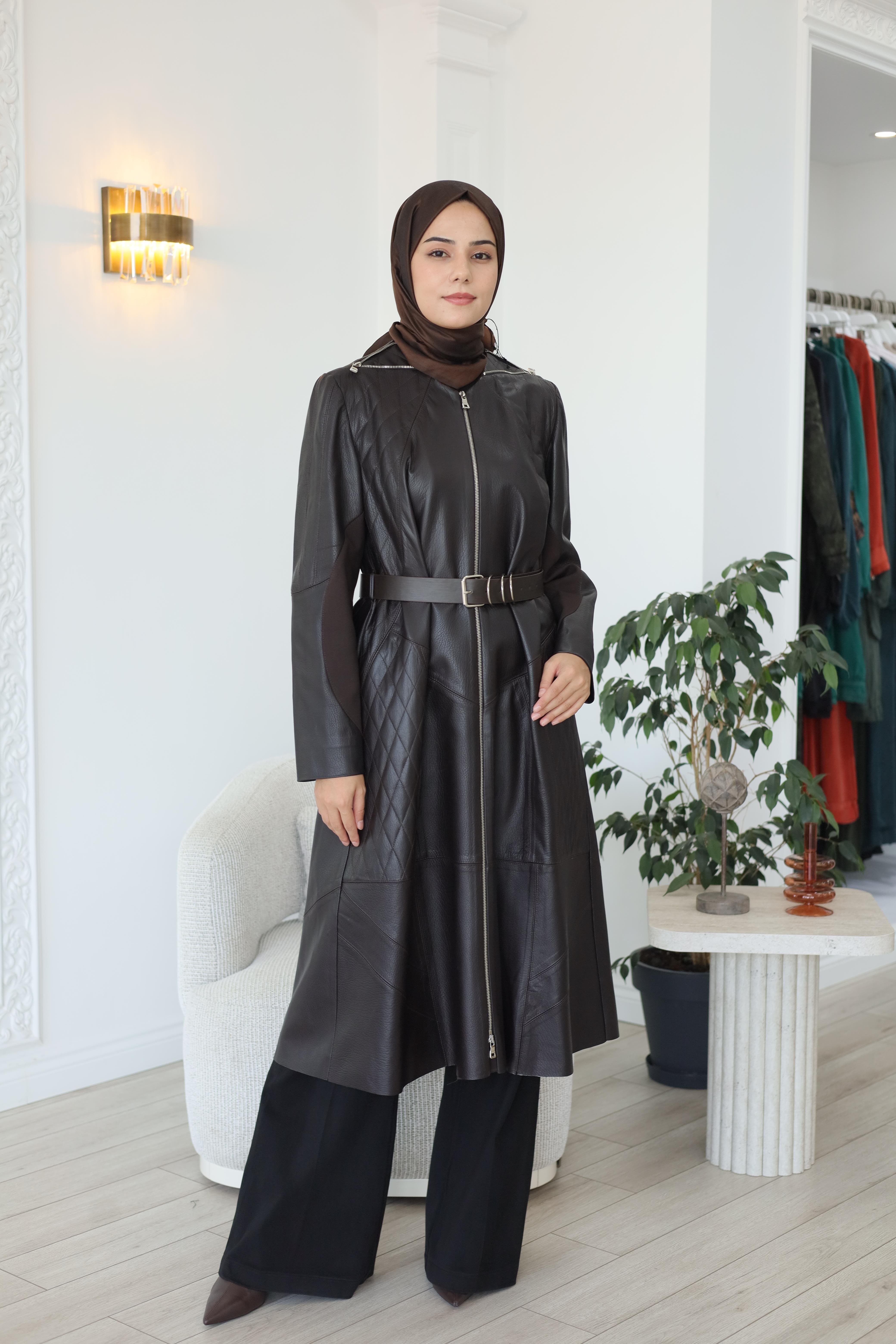 Misswhence Deri Pardesü 38420