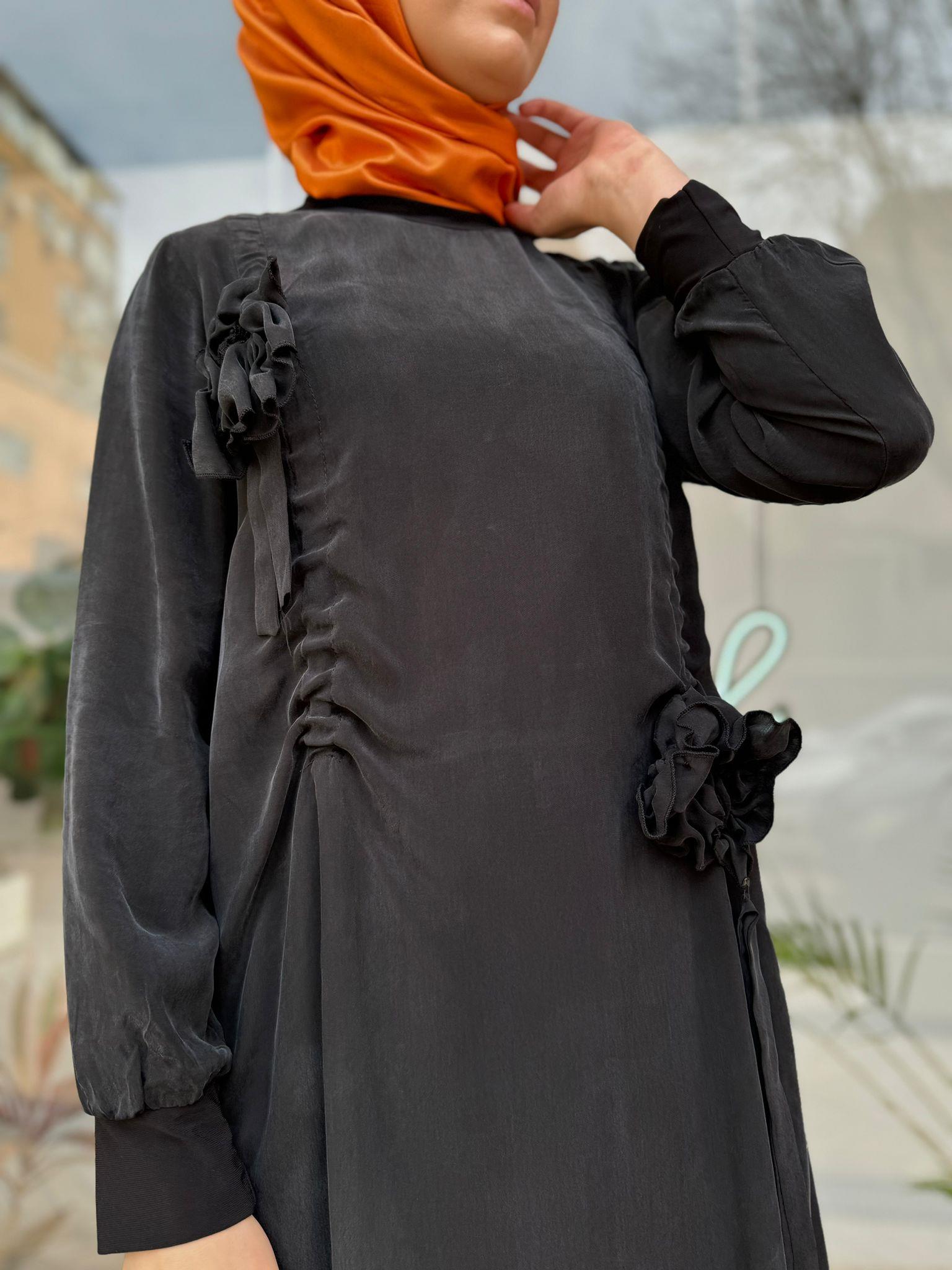 Misswhence Gül Detaylı İpek Tunik Siyah 34026