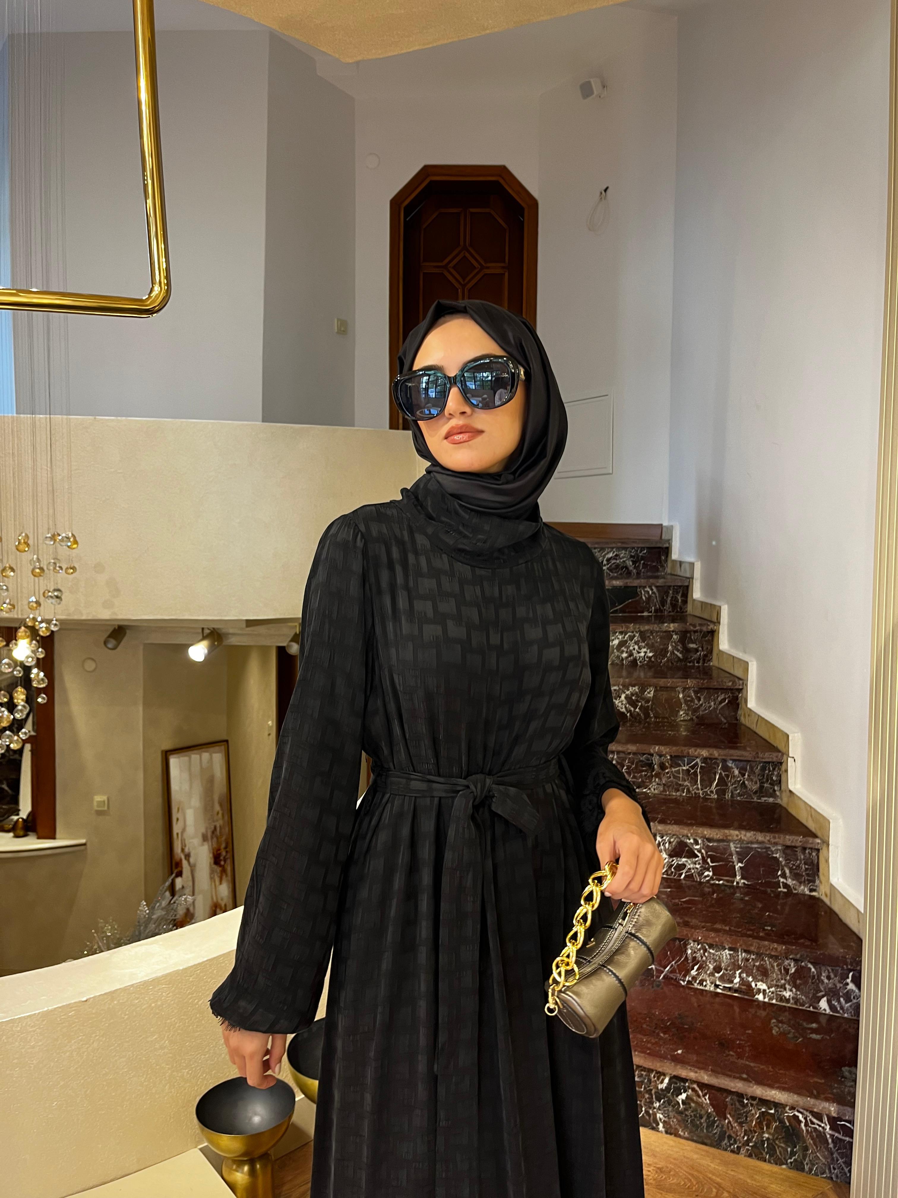Misswhence Kadife Parçalı İpek Elbise Siyah 36811