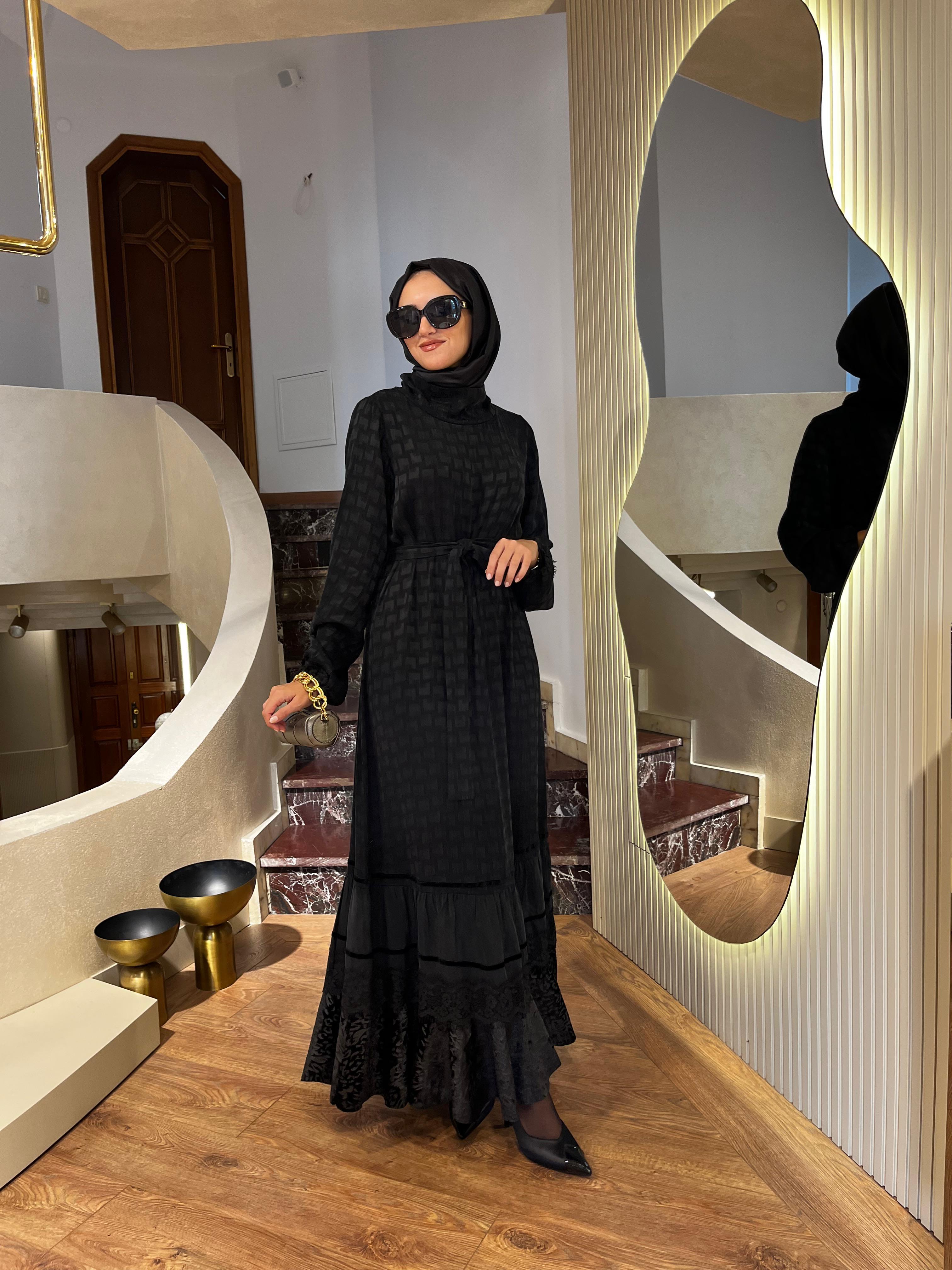 Misswhence Kadife Parçalı İpek Elbise Siyah 36811