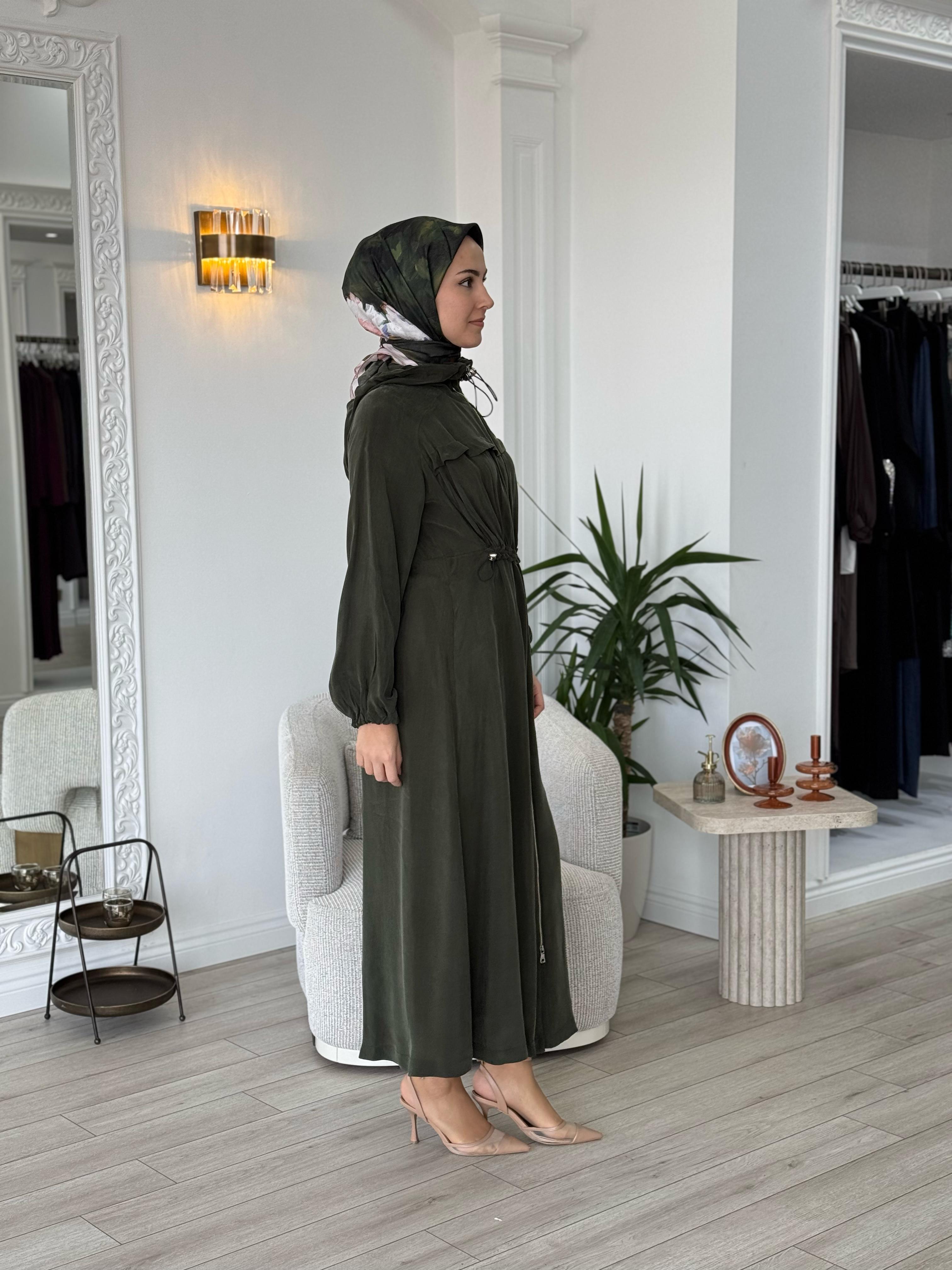 Misswhence Kapşonlu Beli Büzgülü Pardesü Haki 37504